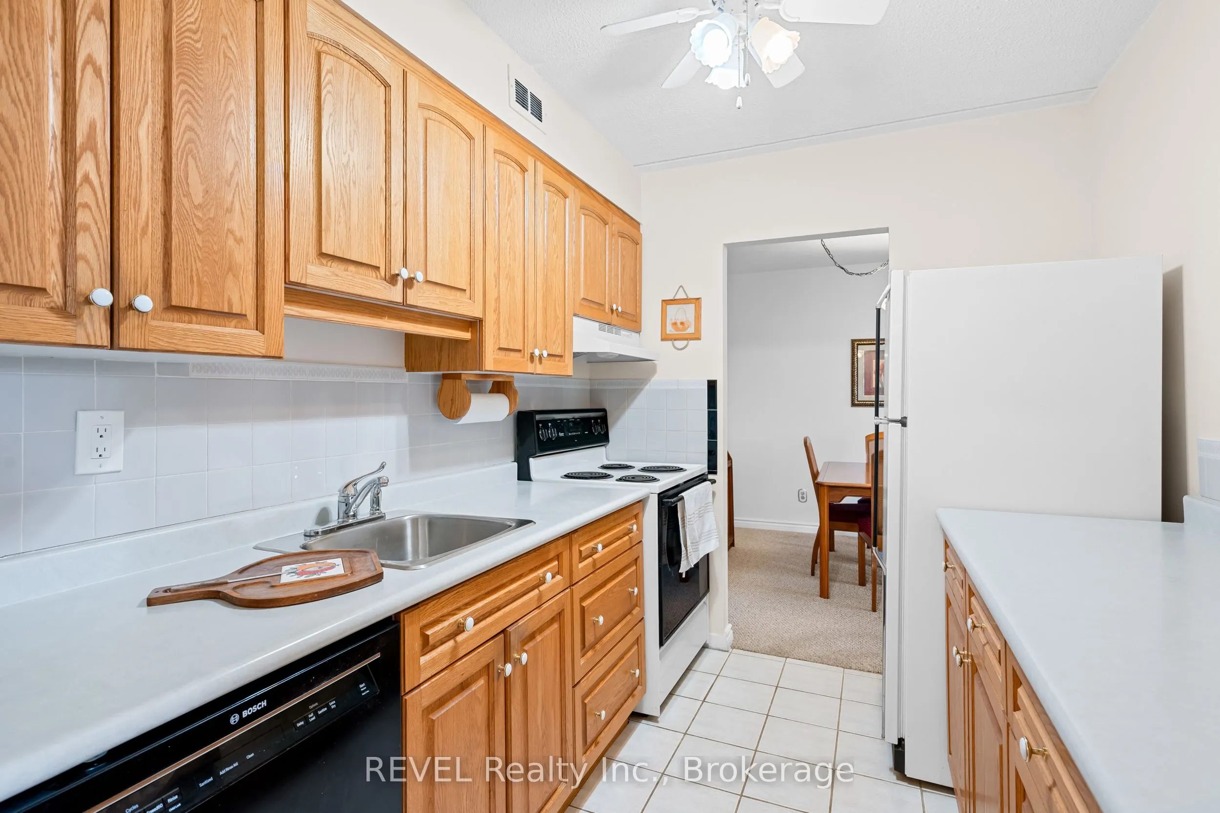 198 Scott Street, #417