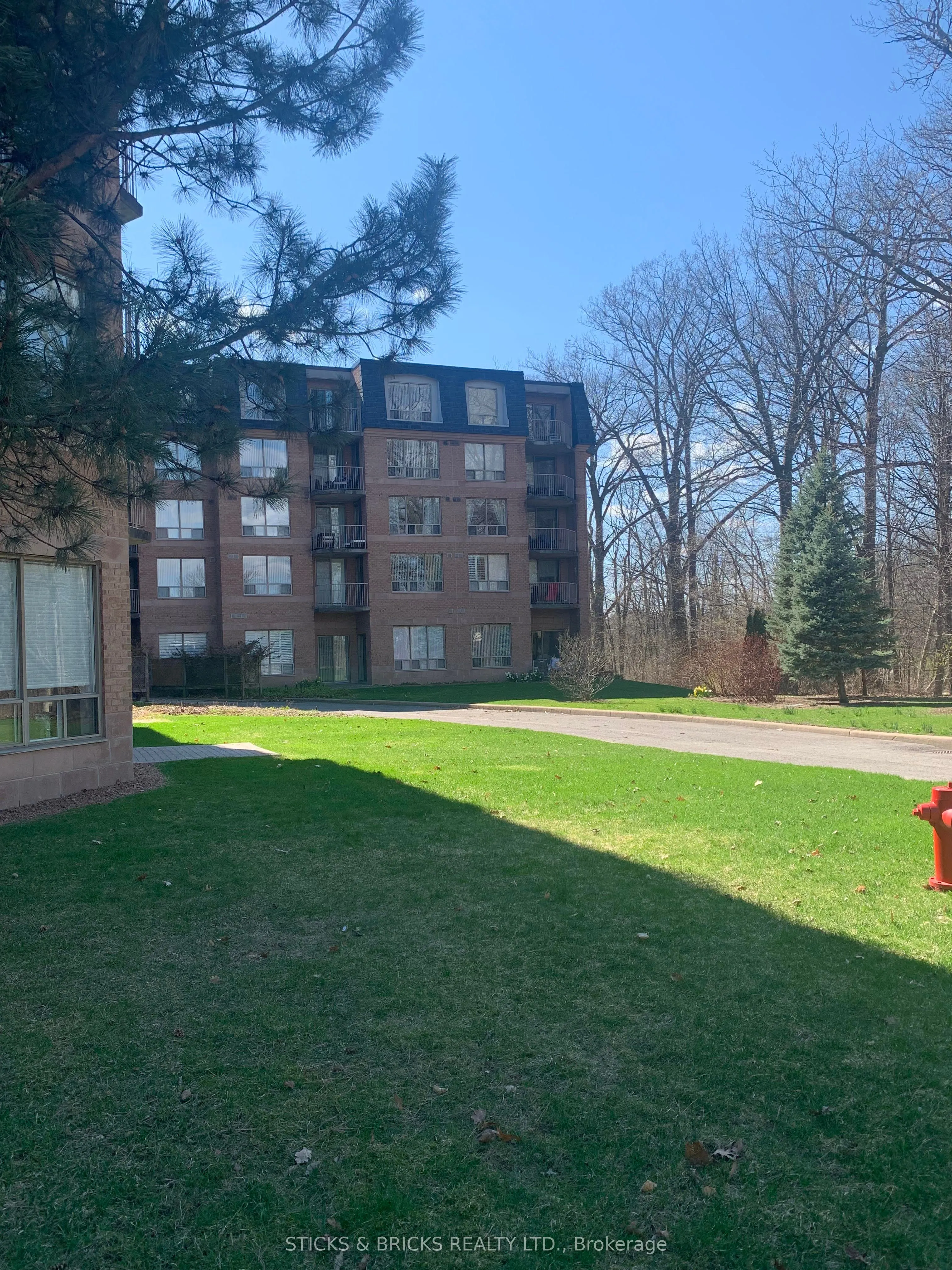 8111 Forest Glen Drive N, #301