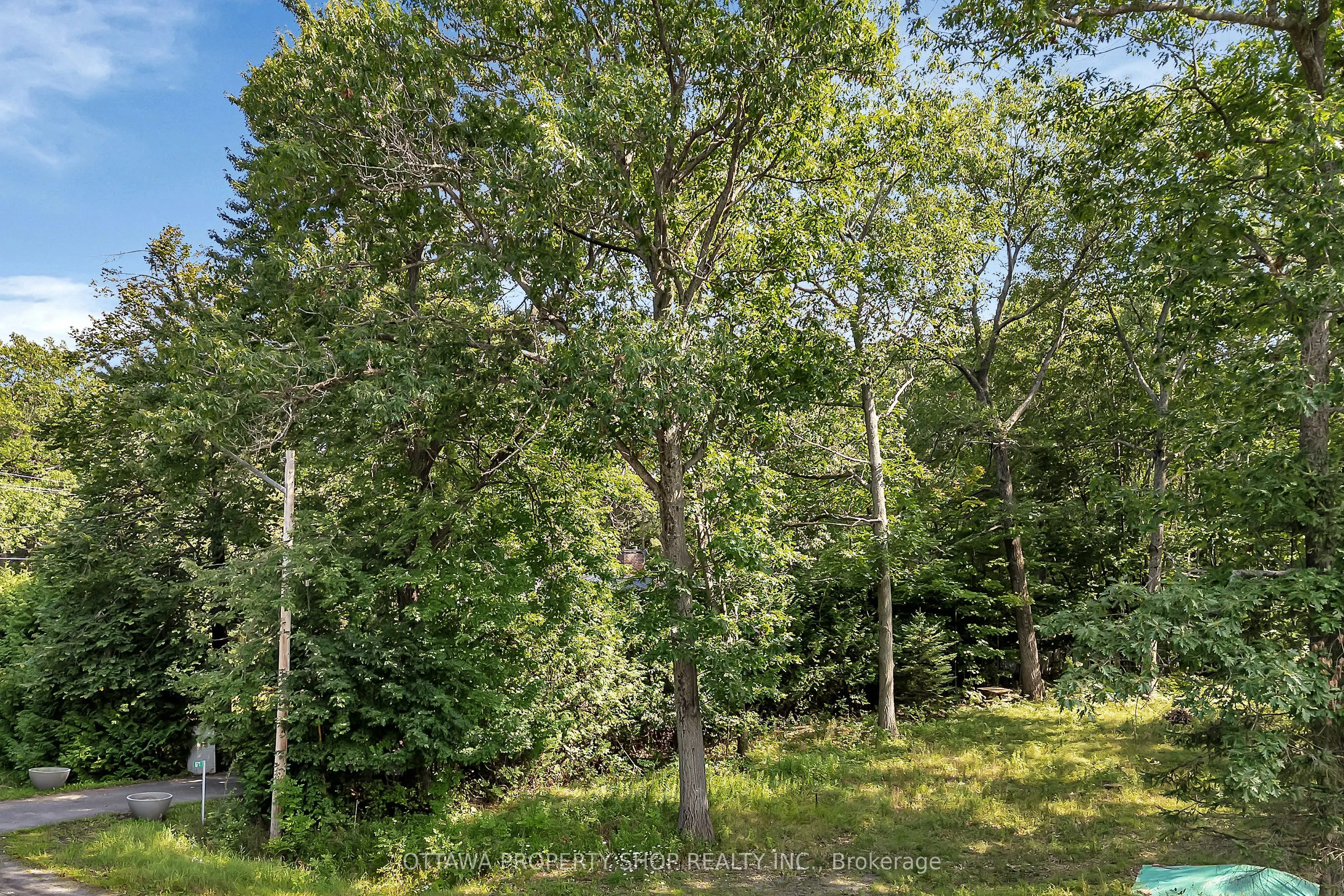 675 Bayview Drive
