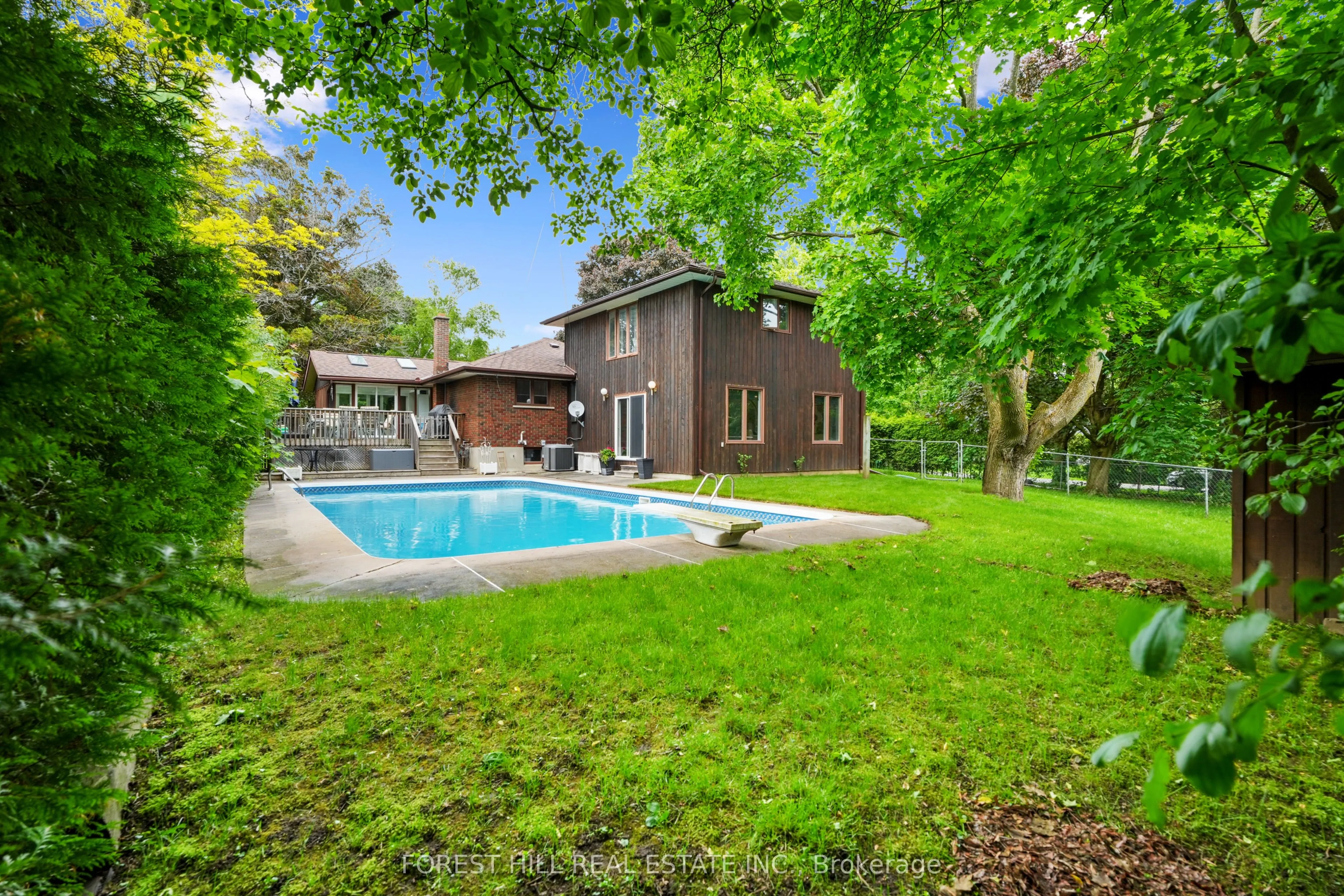 285 Cottonwood Drive