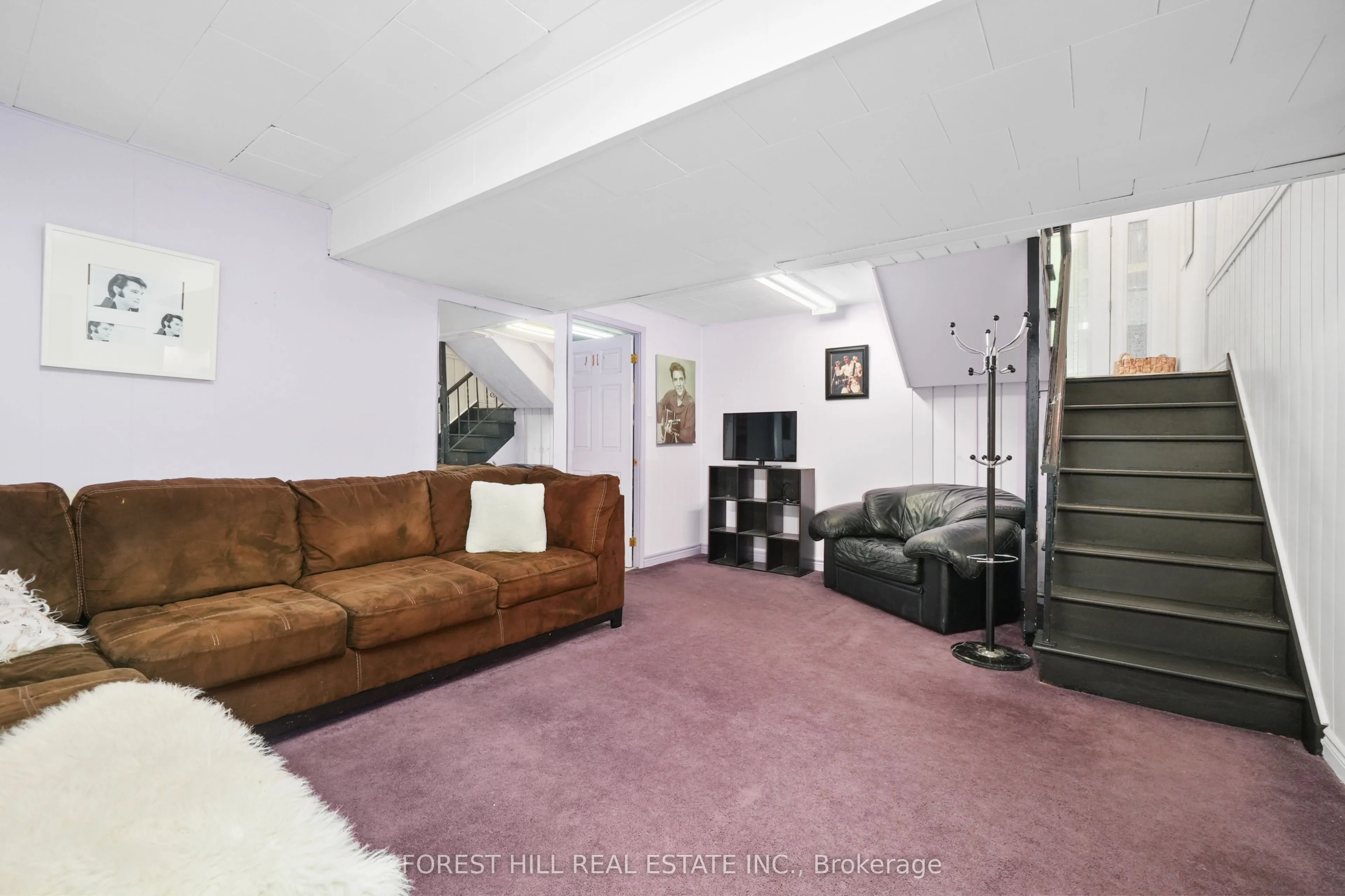 285 Cottonwood Drive