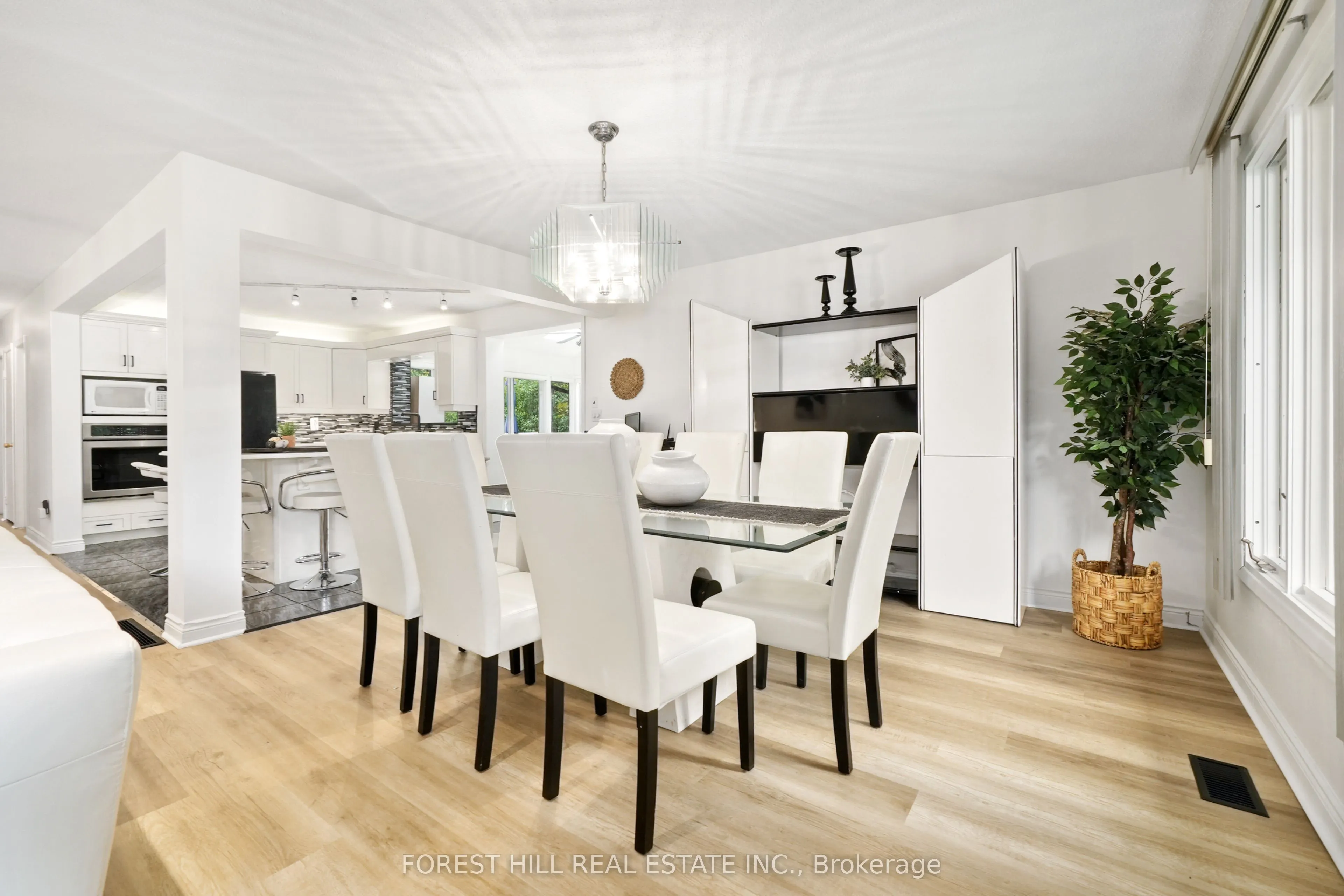 285 Cottonwood Drive