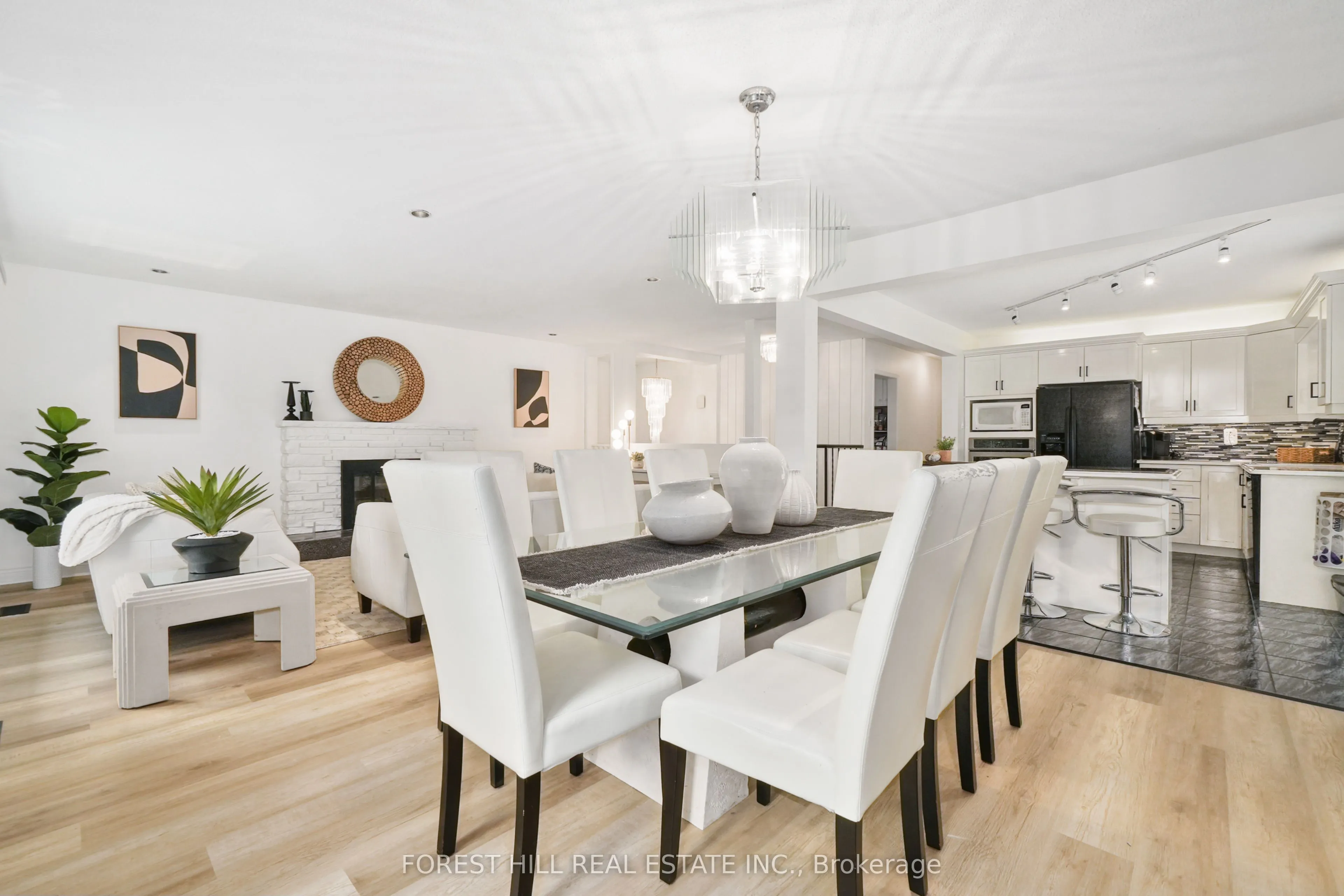 285 Cottonwood Drive