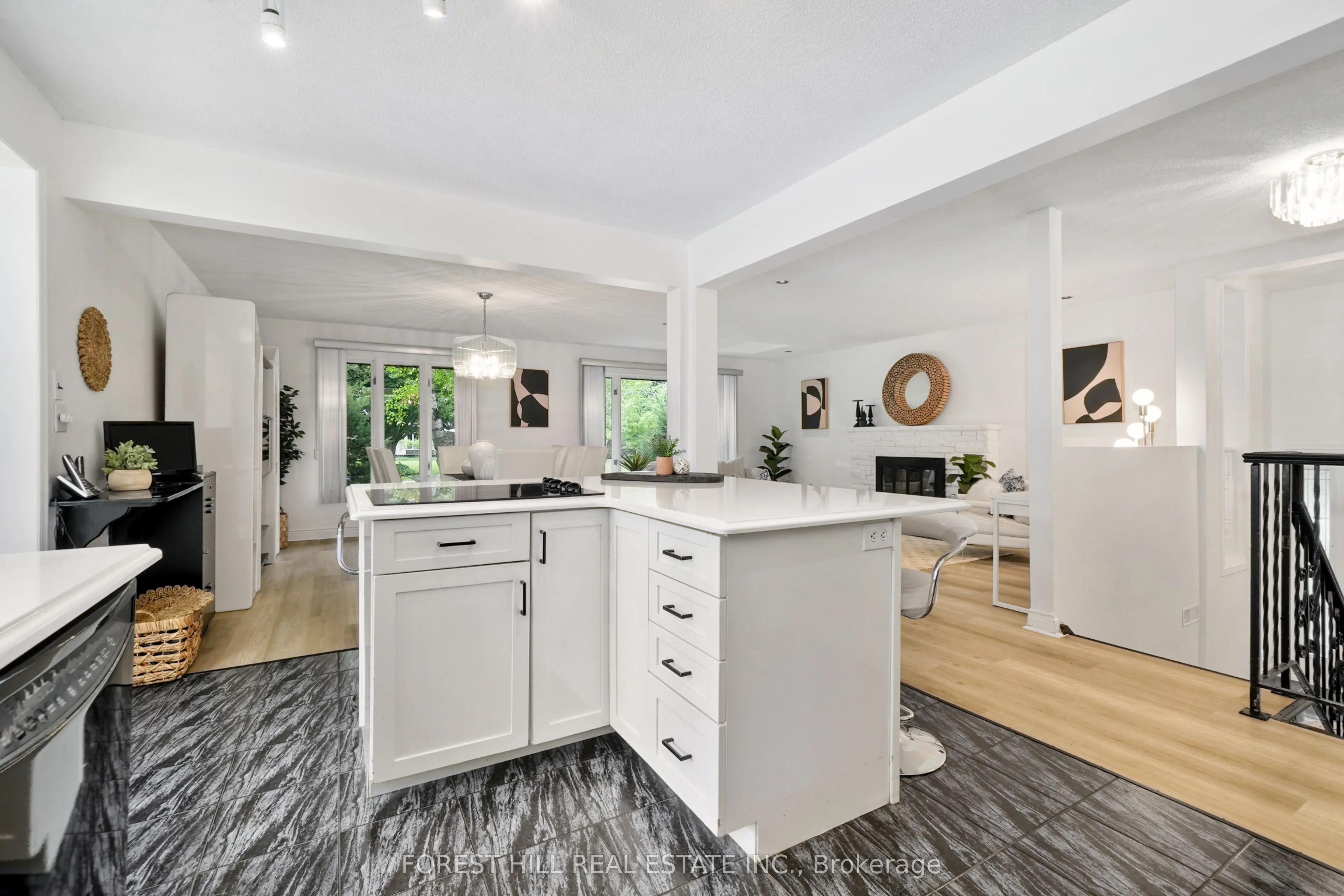 285 Cottonwood Drive