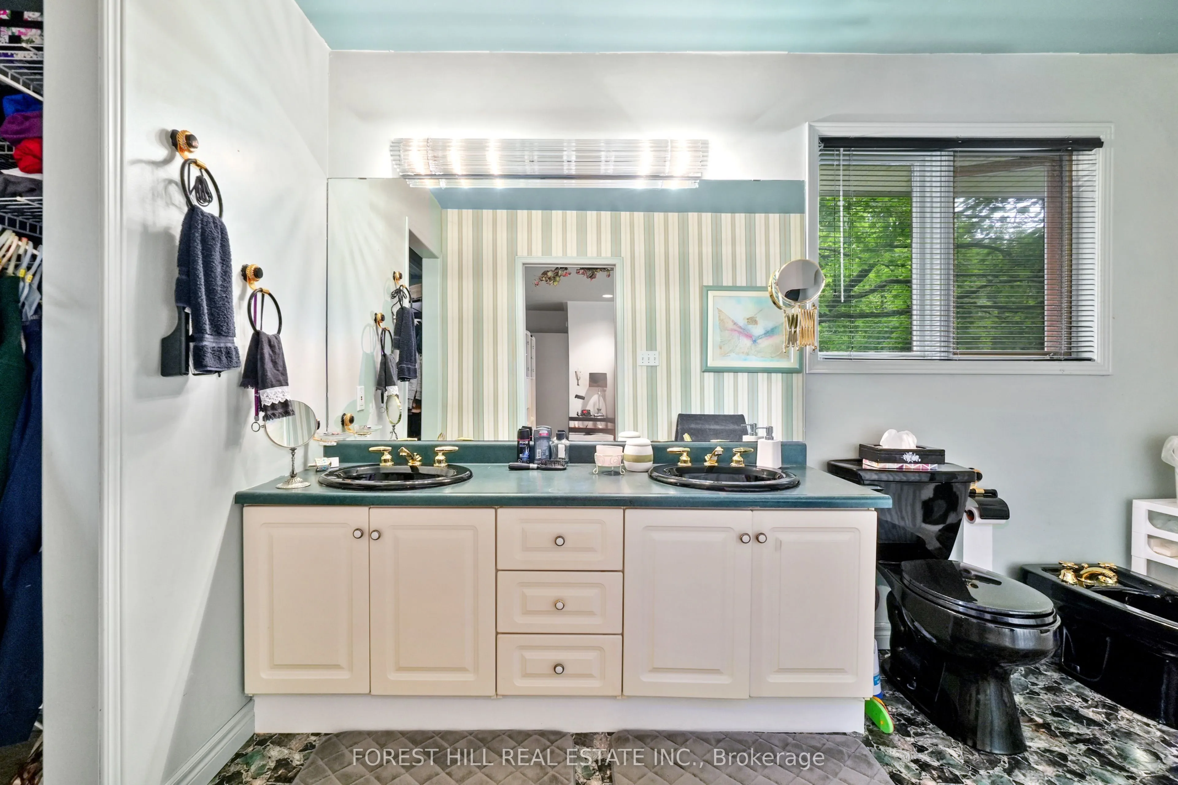 285 Cottonwood Drive