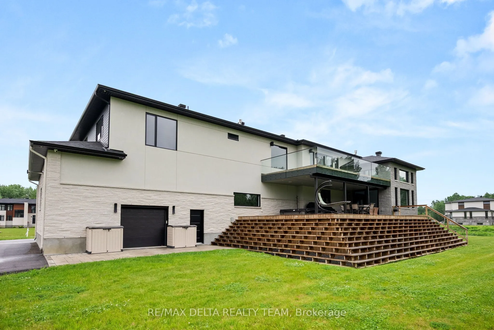 663 Ballycastle Crescent