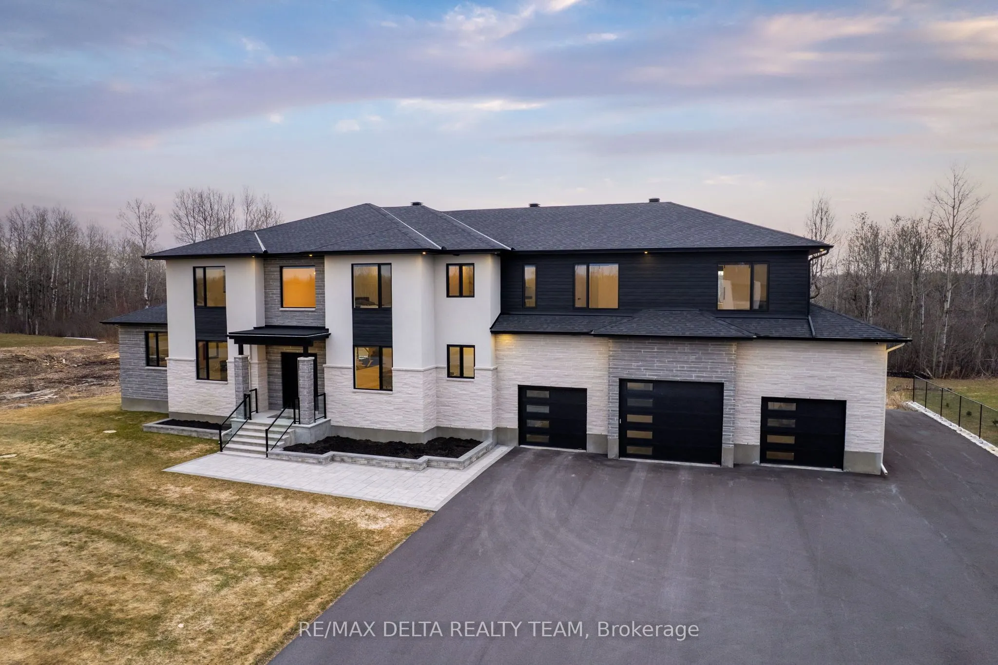 663 Ballycastle Crescent