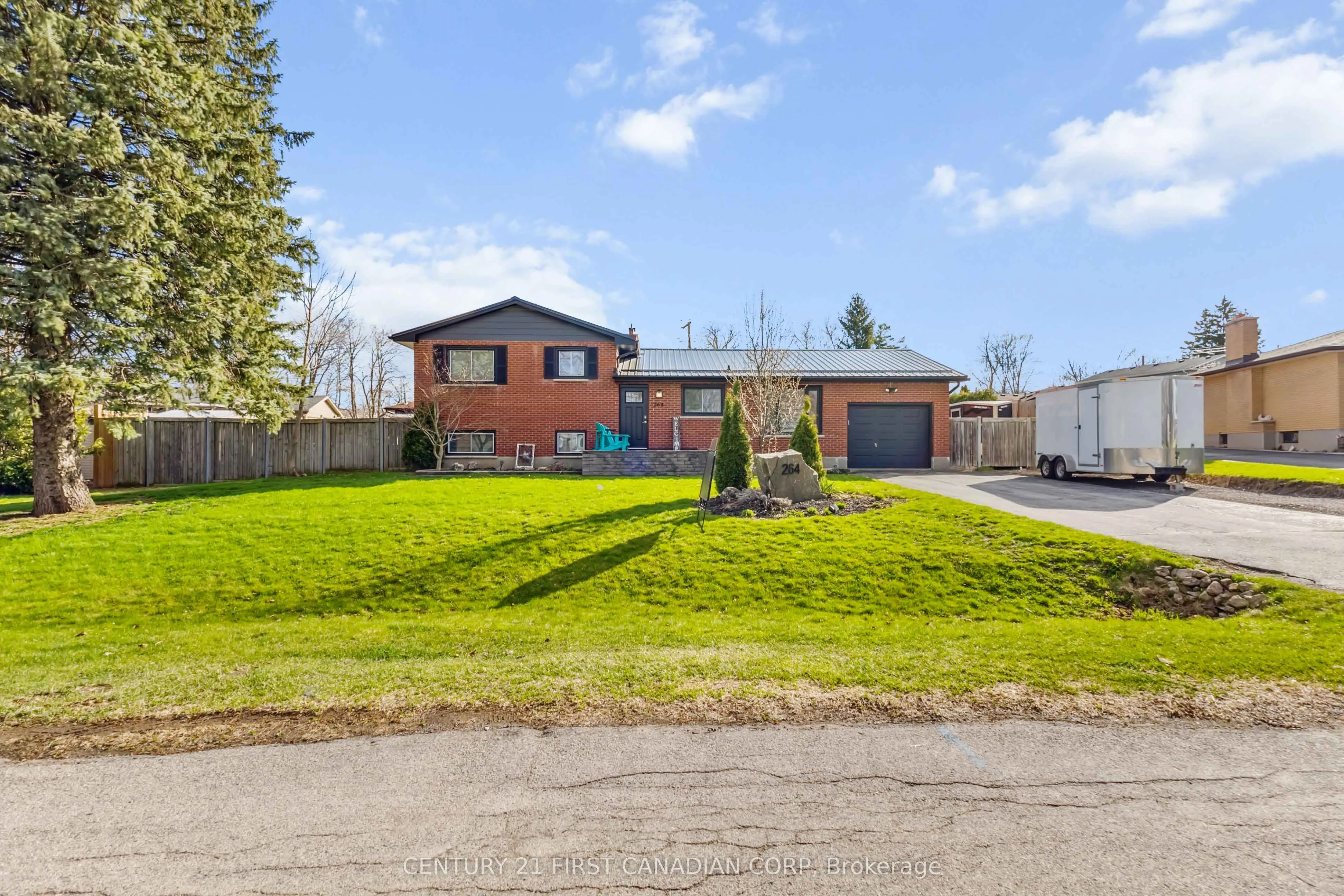 264 CHITTICK Crescent