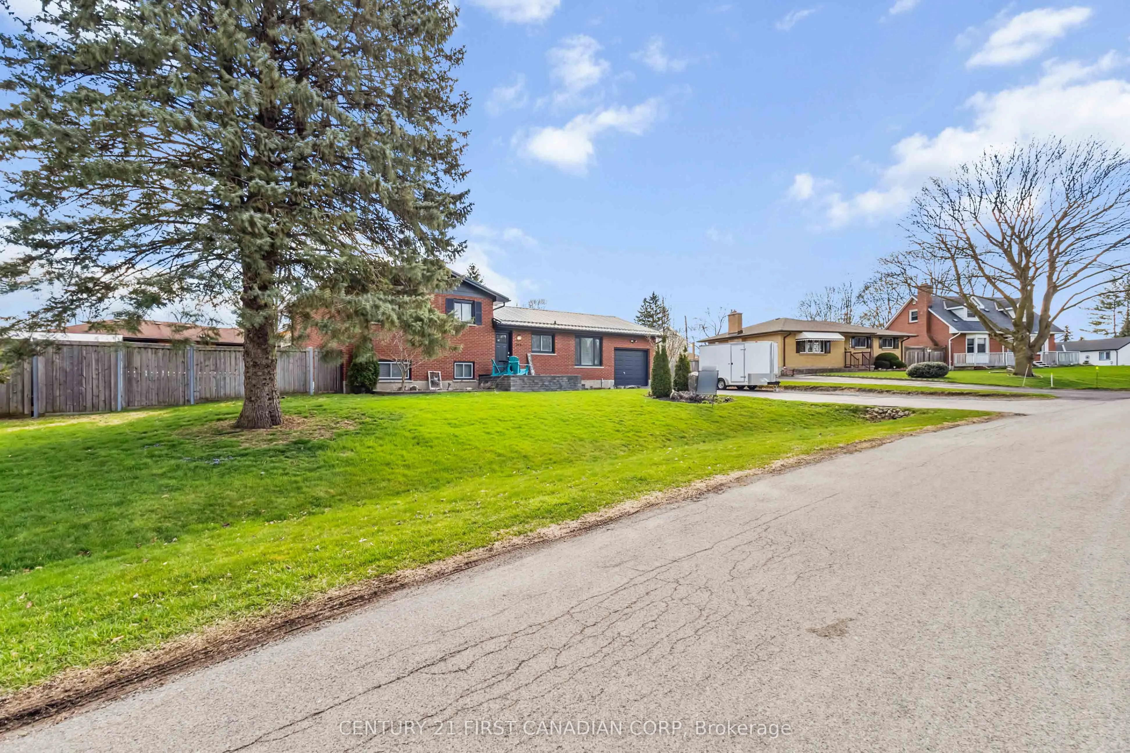 264 CHITTICK Crescent