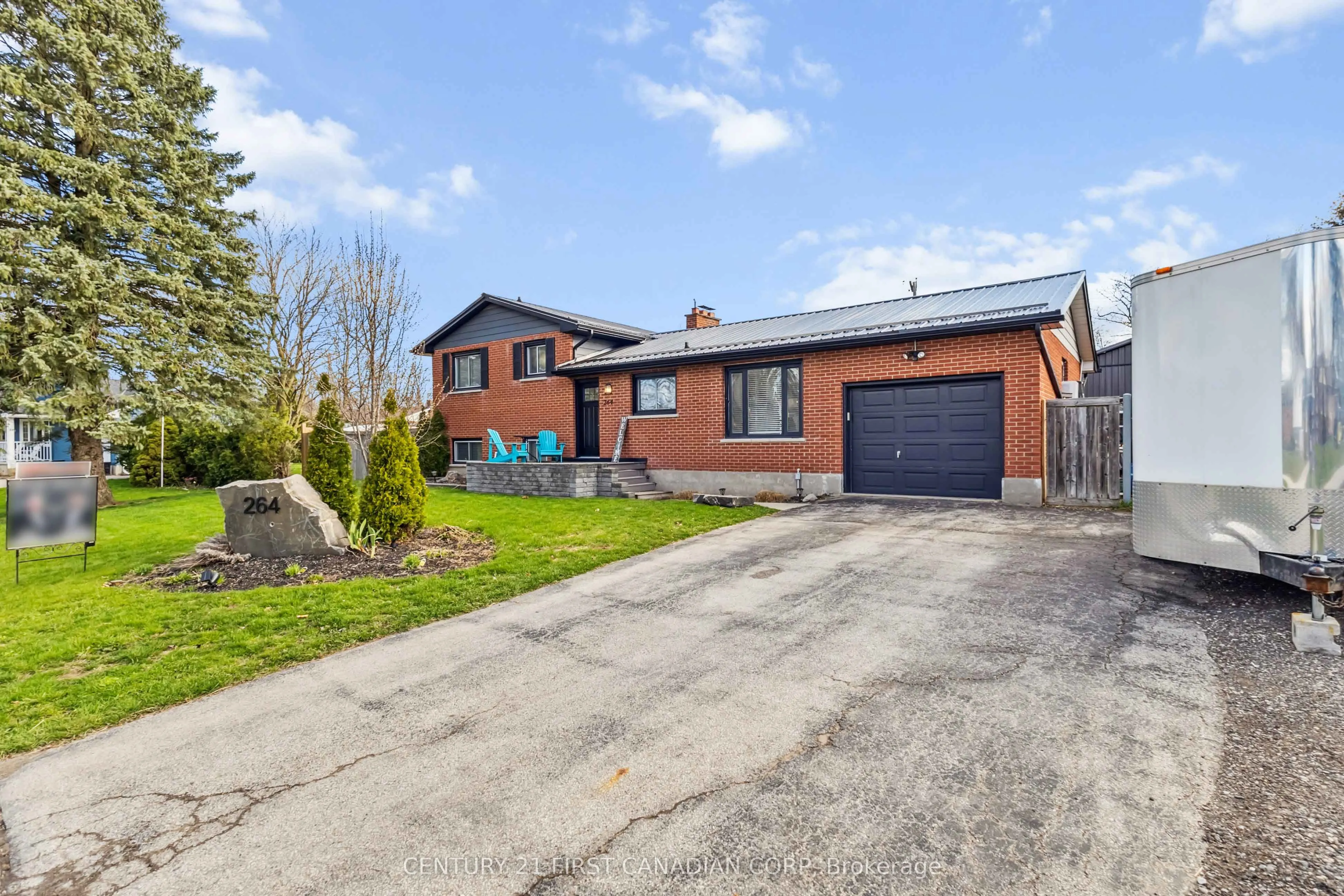264 CHITTICK Crescent