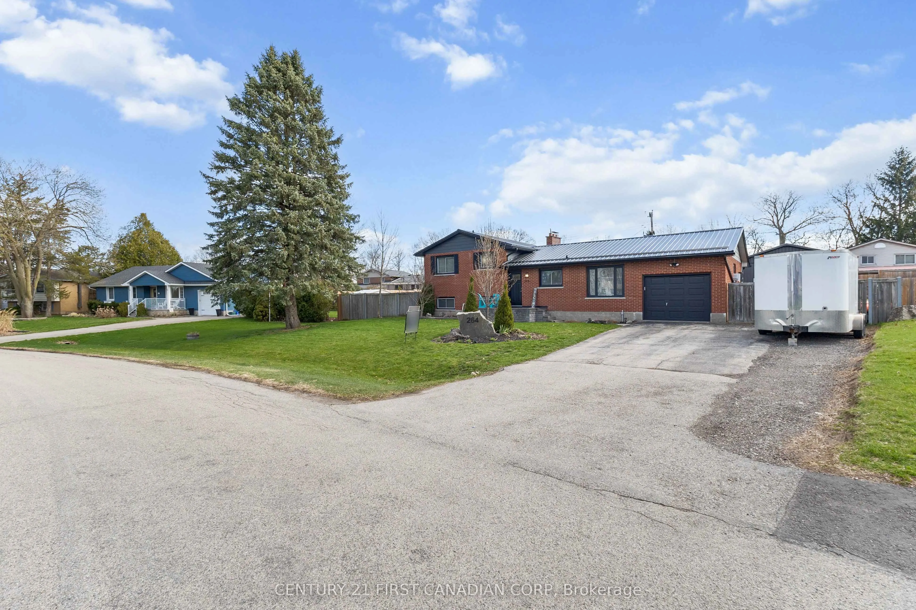 264 CHITTICK Crescent