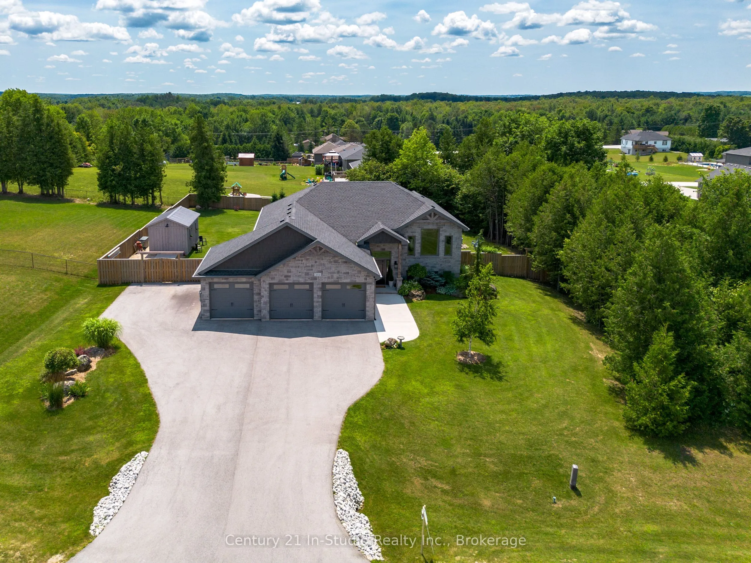 202 Meredith Way