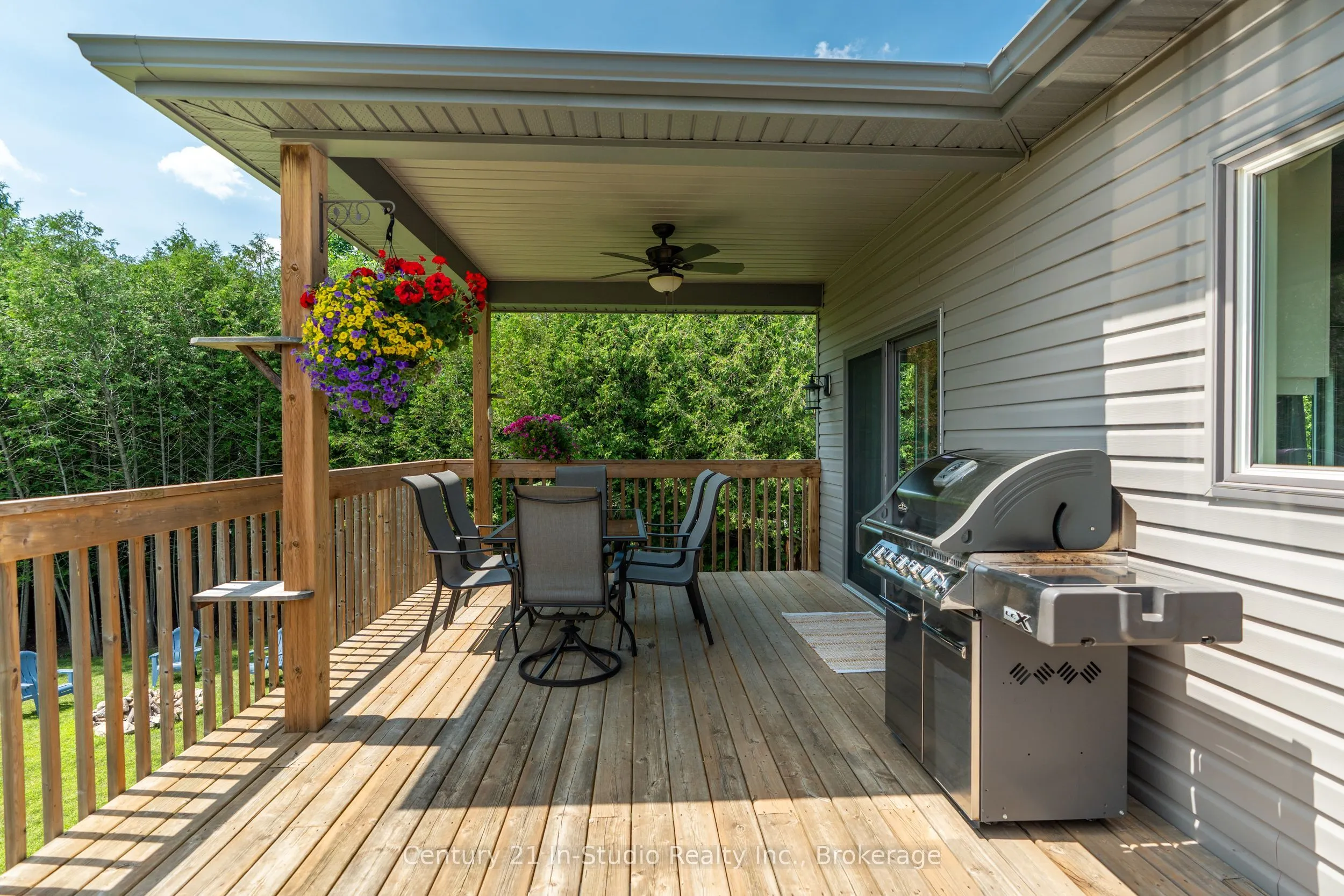 202 Meredith Way