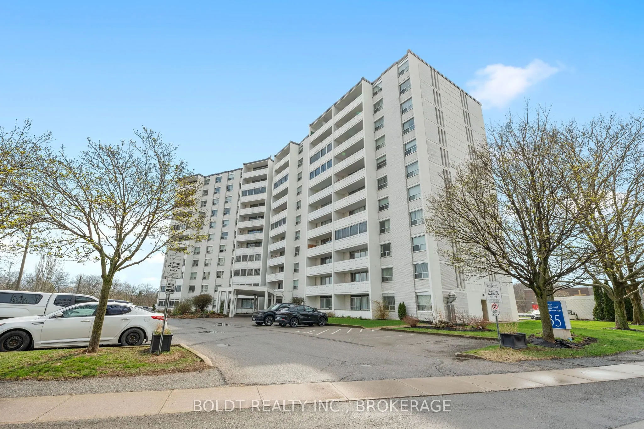35 Towering Heights Boulevard #809