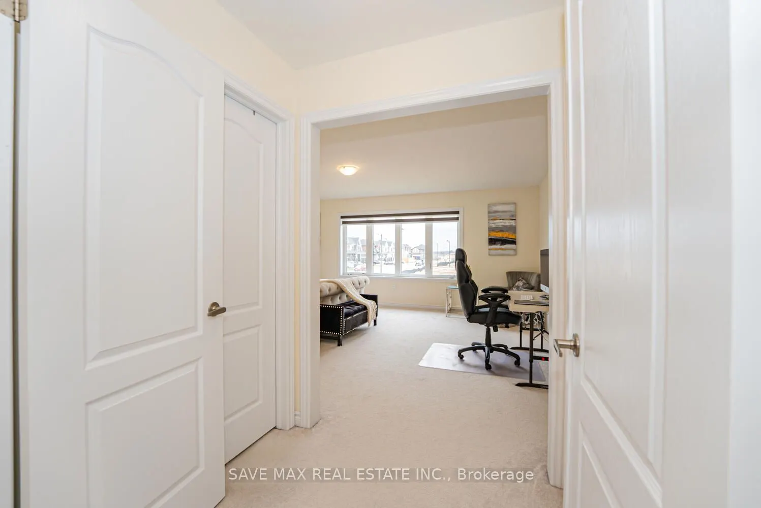 22 Oaktree Drive