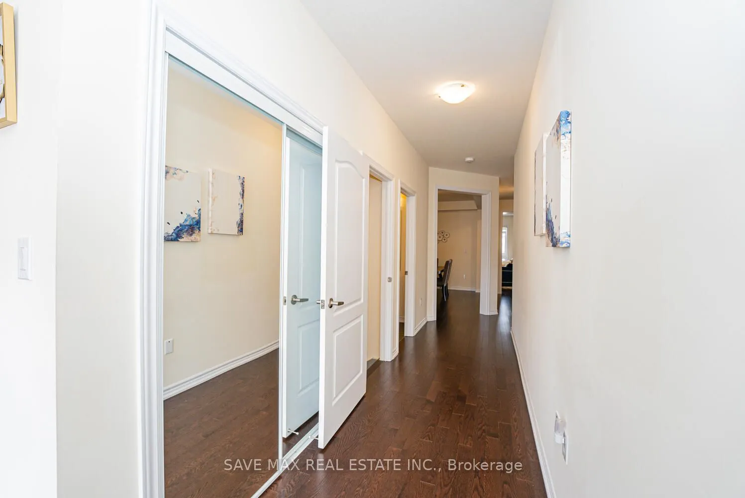22 Oaktree Drive