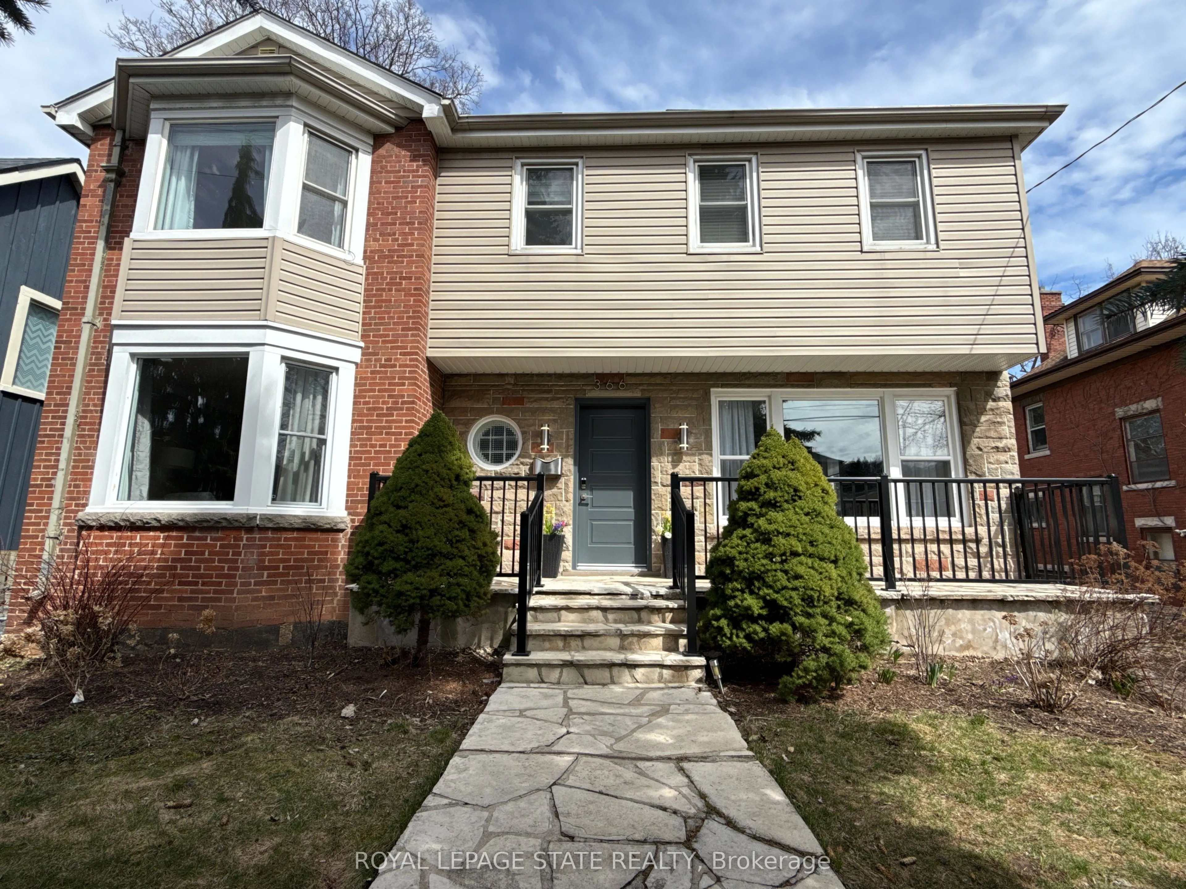 366 Aberdeen Avenue