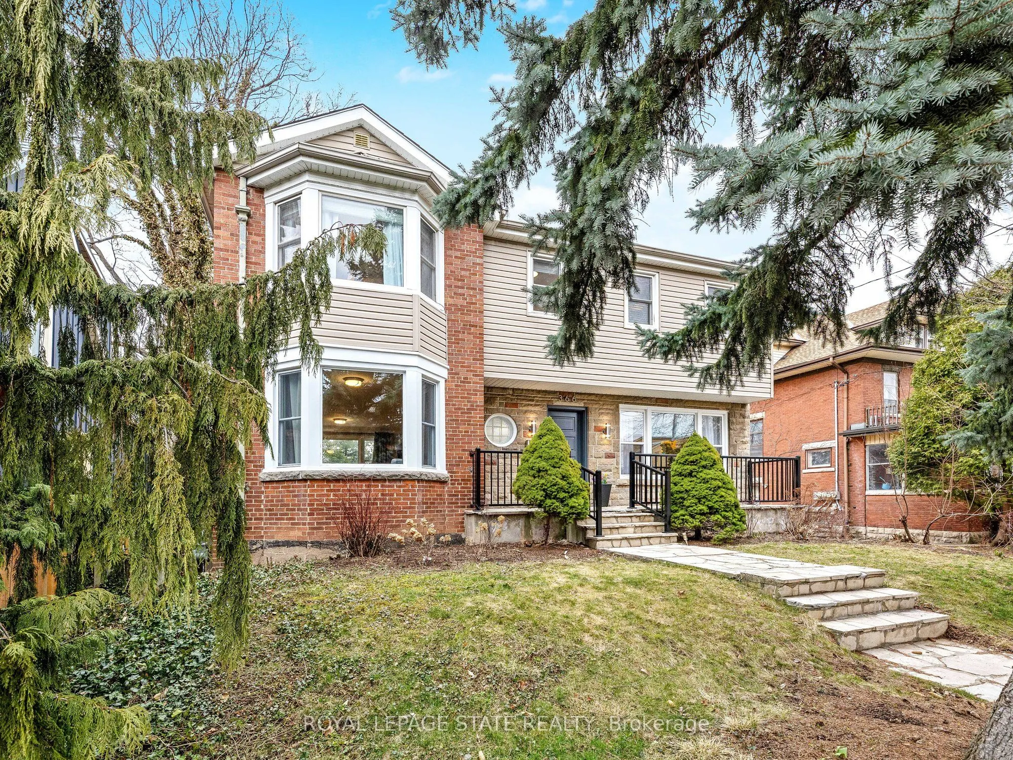 366 Aberdeen Avenue