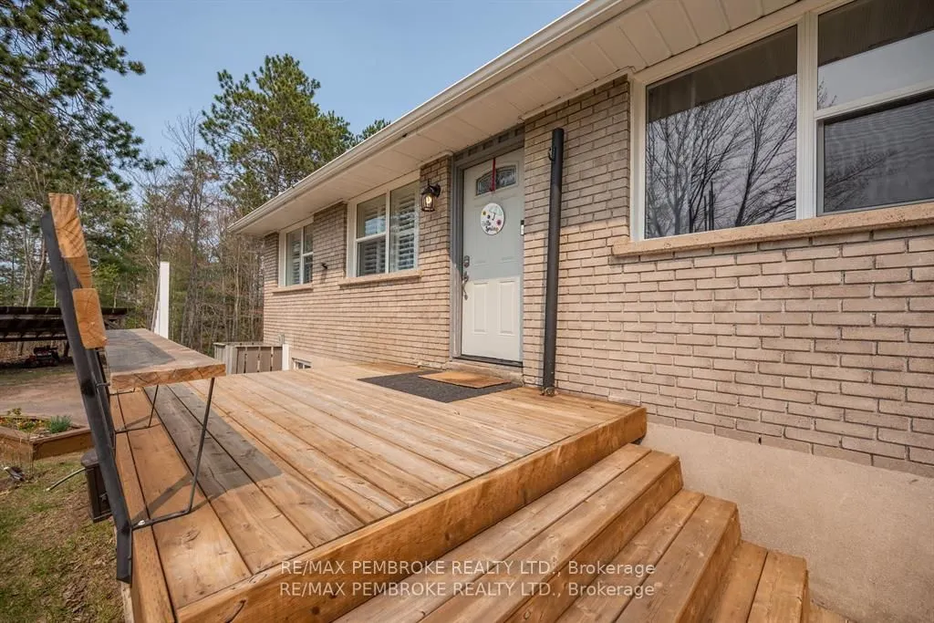 36 Labine Crescent