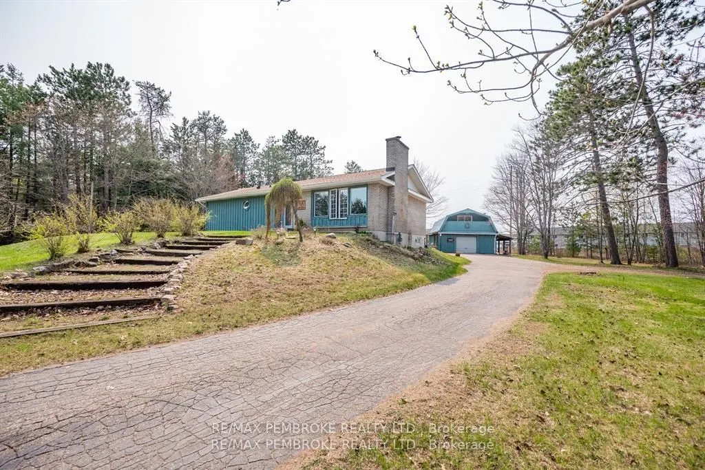 36 Labine Crescent