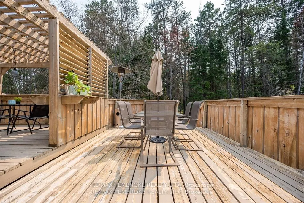 36 Labine Crescent