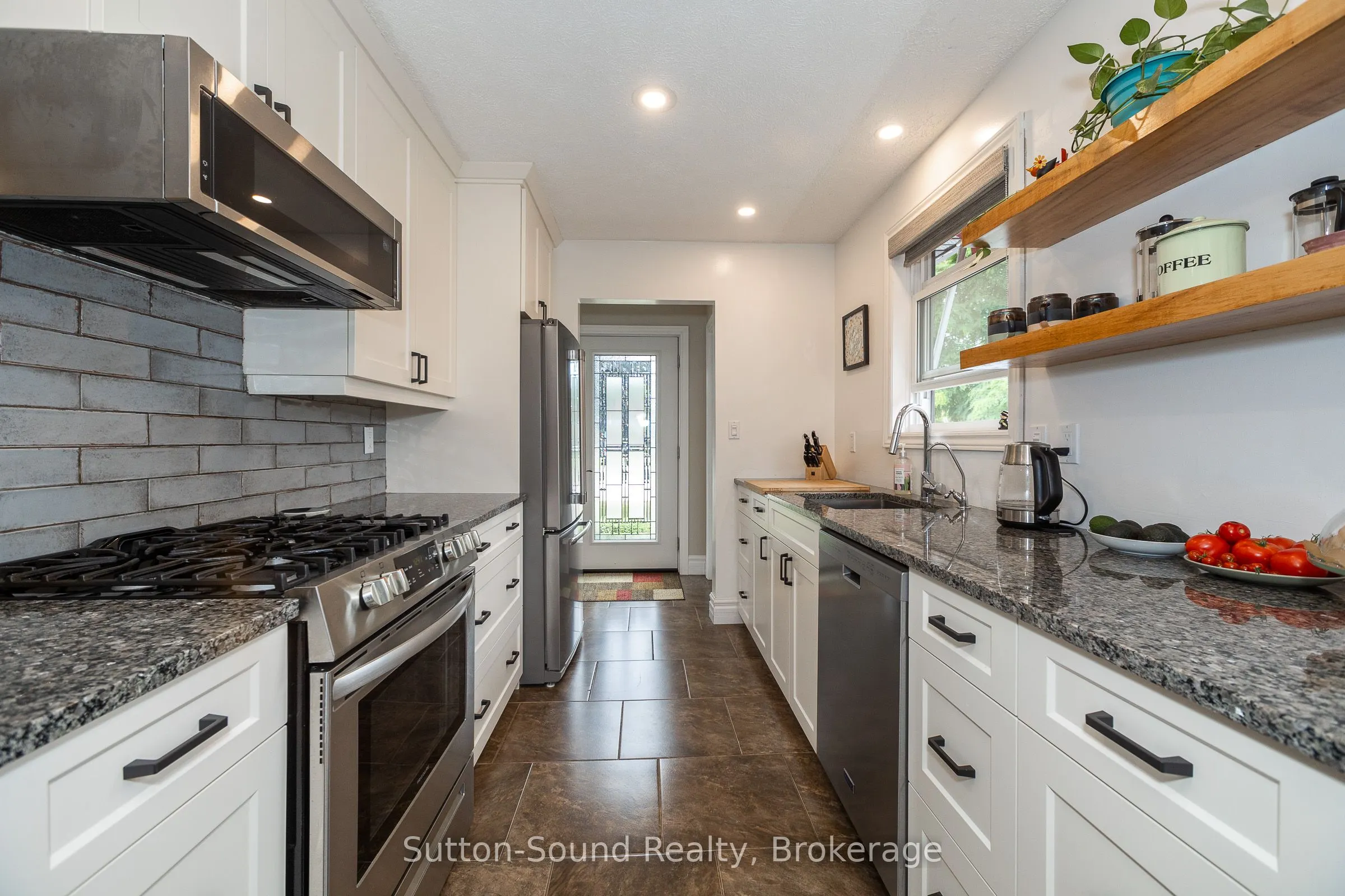 1160 12th Street E