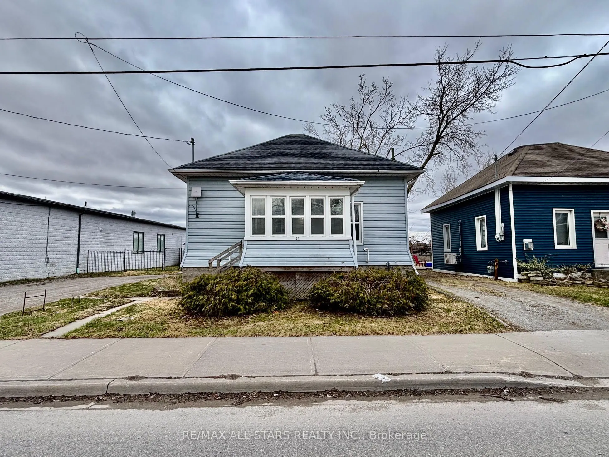 81 Durham Street W
