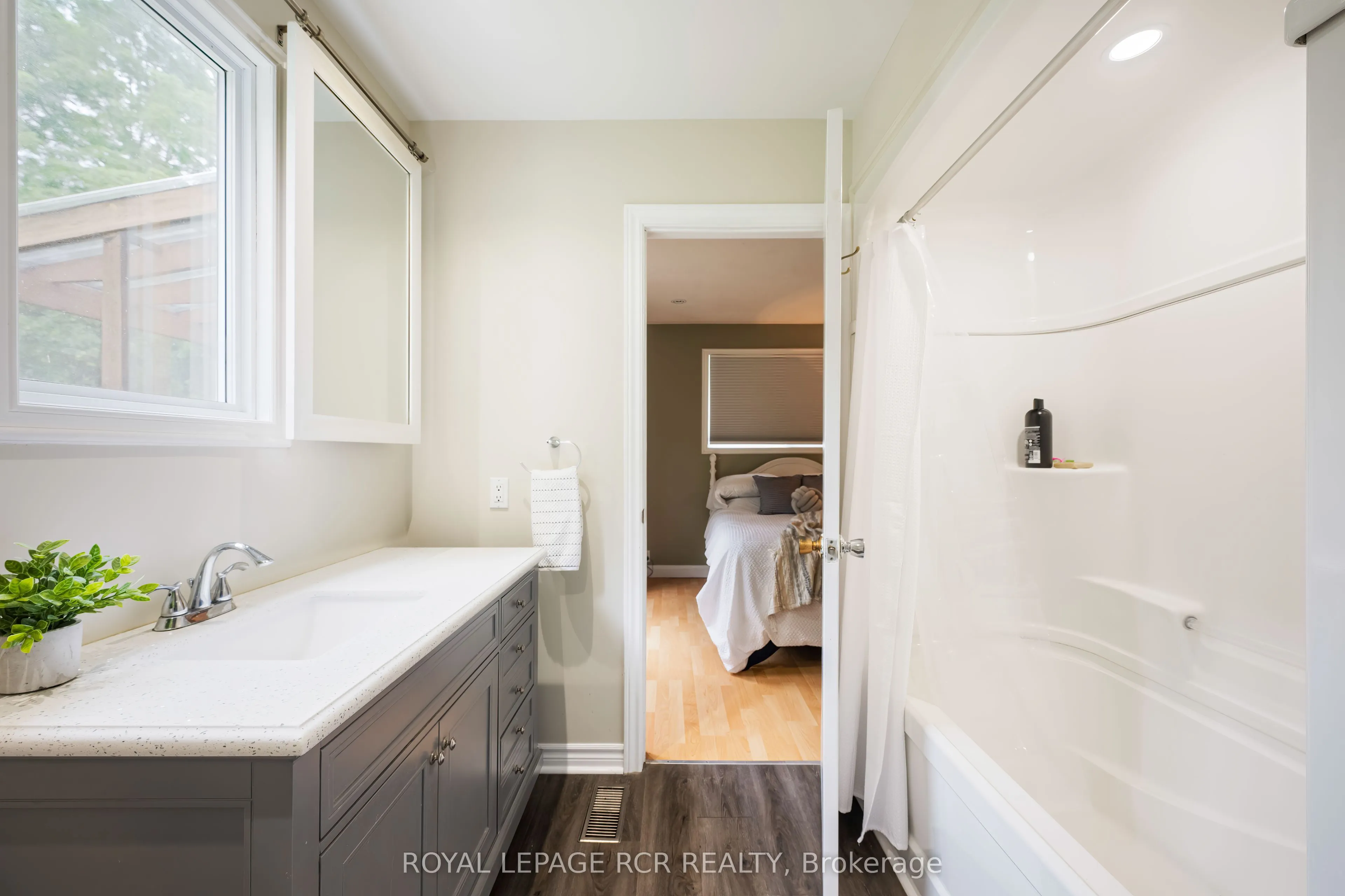308118 Hockley Road