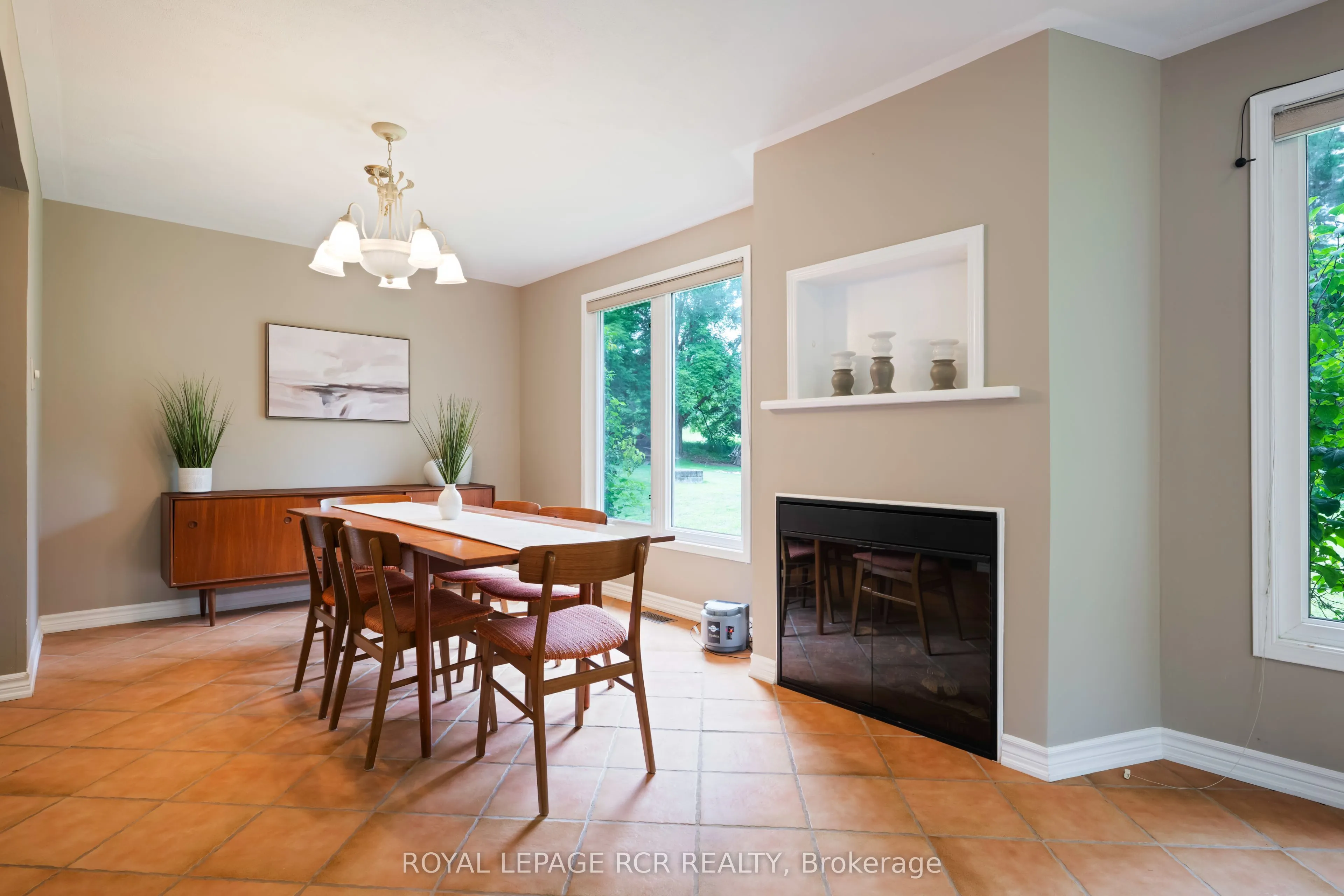 308118 Hockley Road