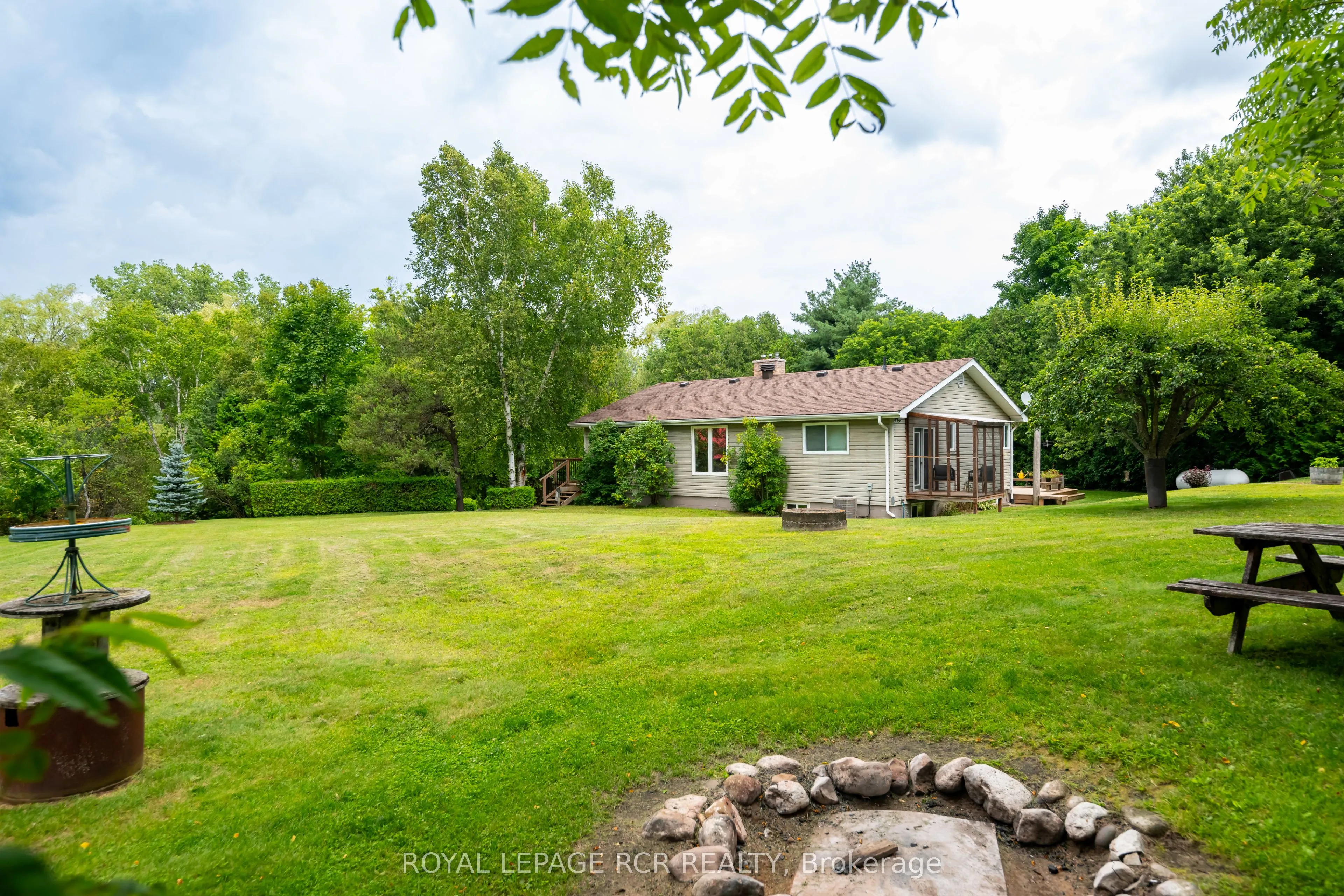 308118 Hockley Road