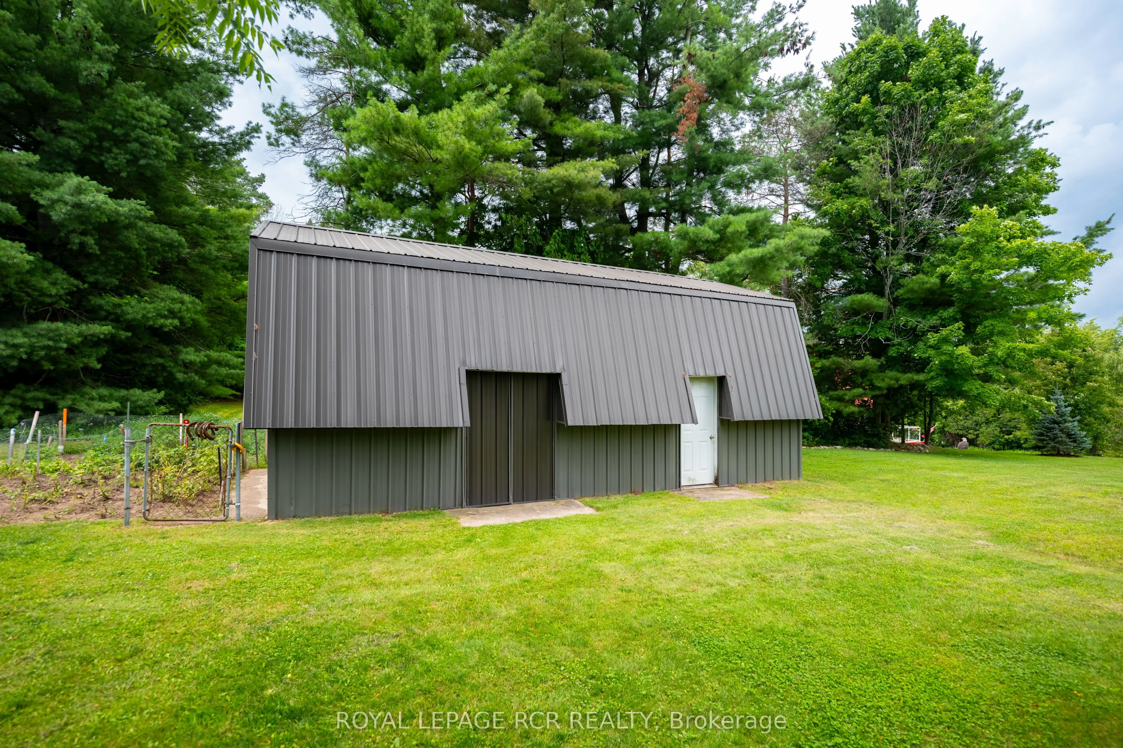308118 Hockley Road
