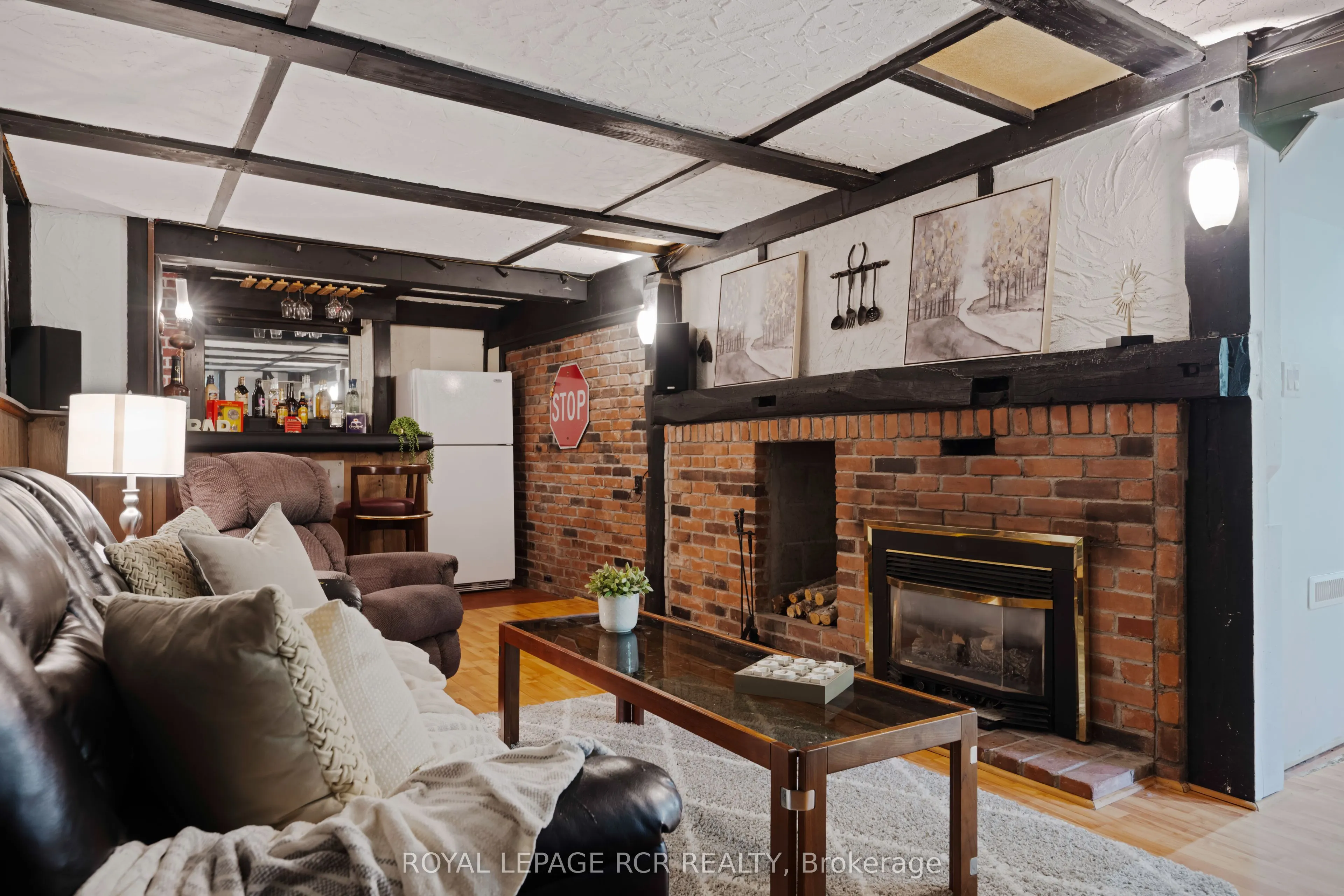 308118 Hockley Road
