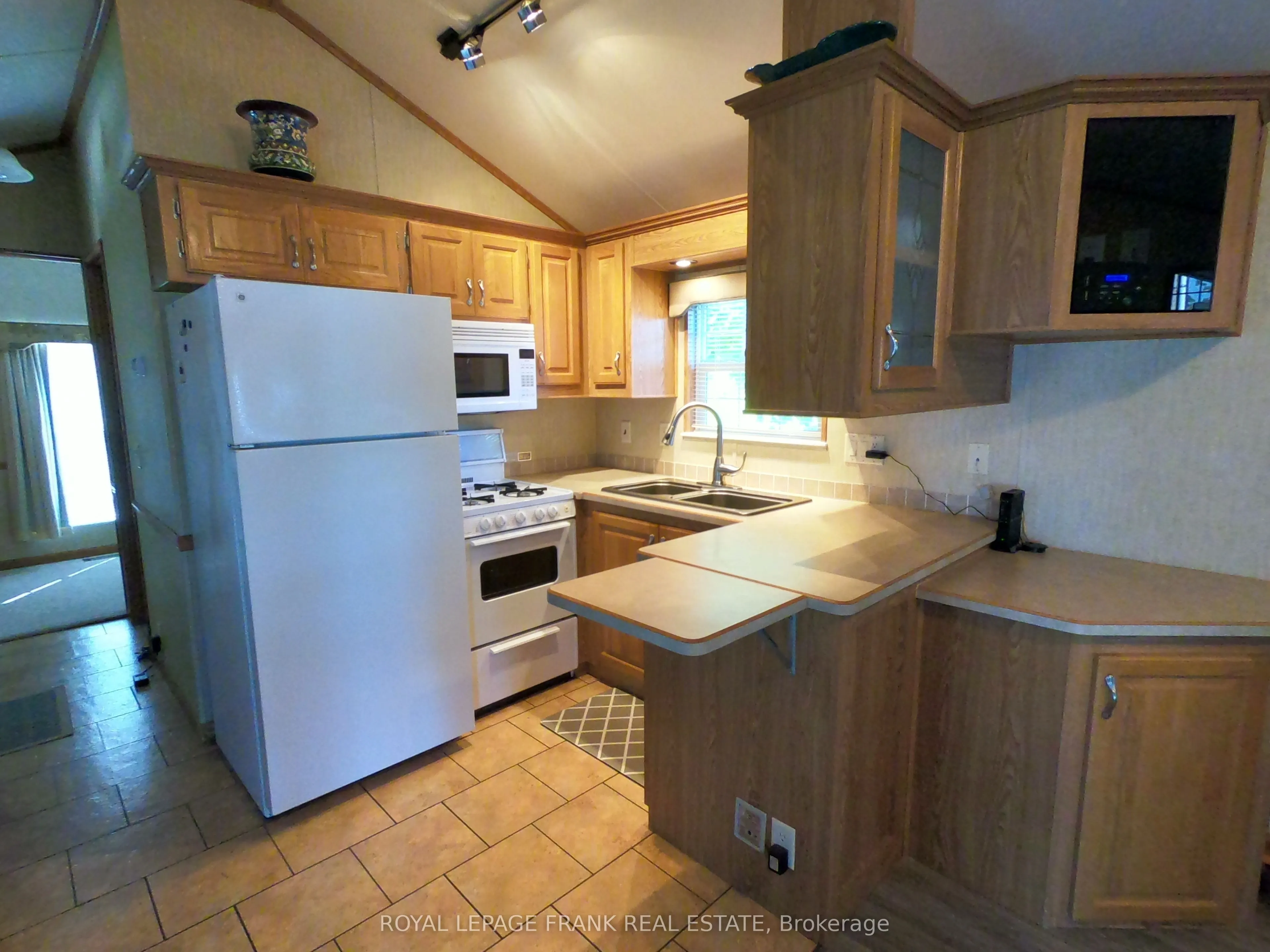 14 Pioneer Drive