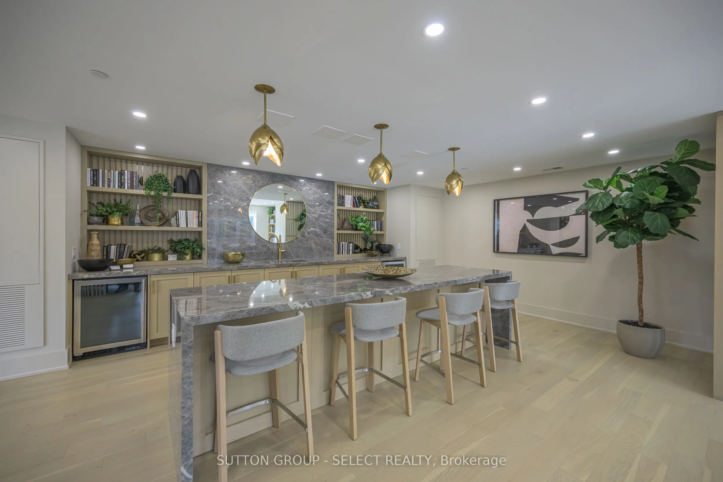 1975 Fountain Grass Drive, #207