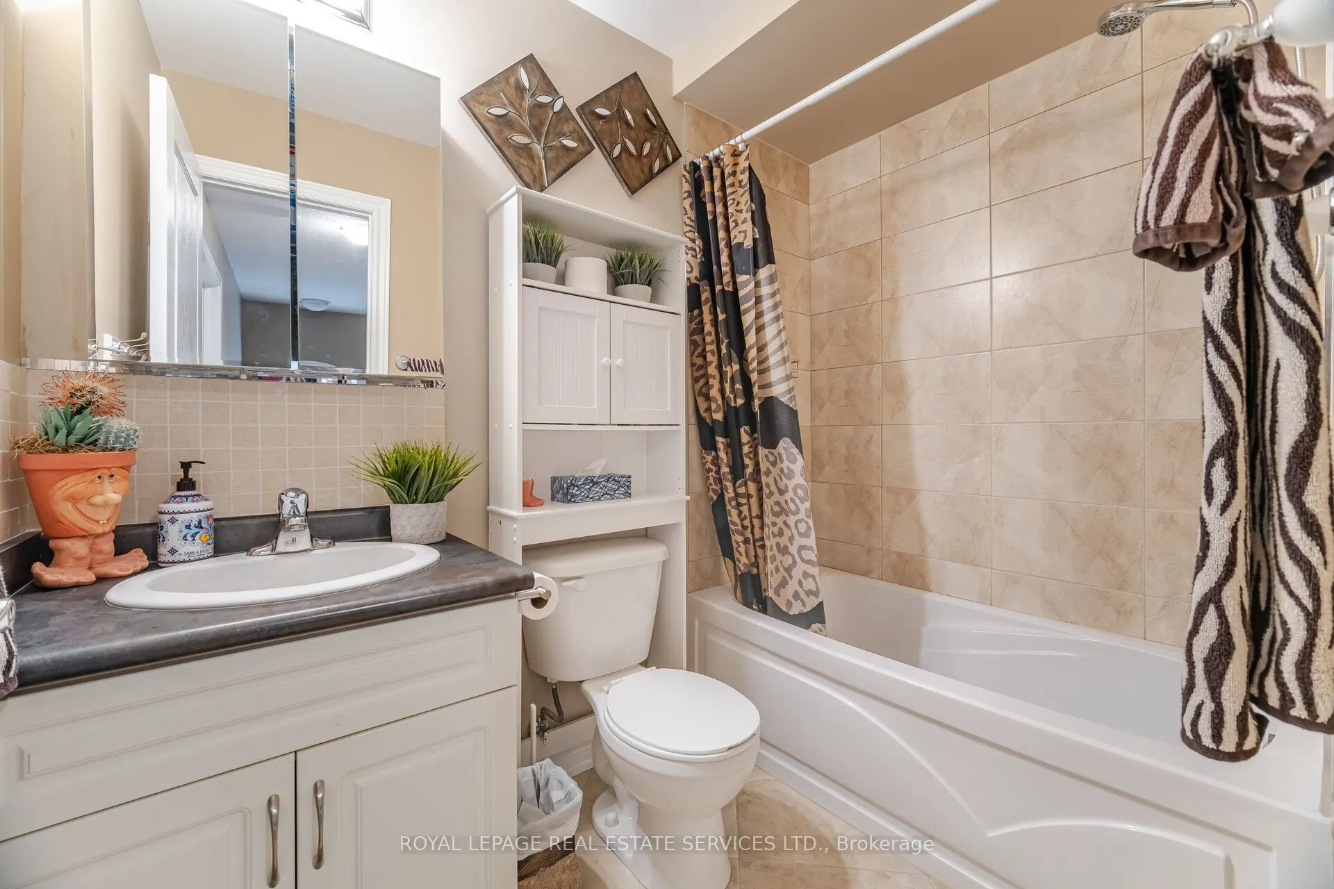 54 Oakhaven Place, #39