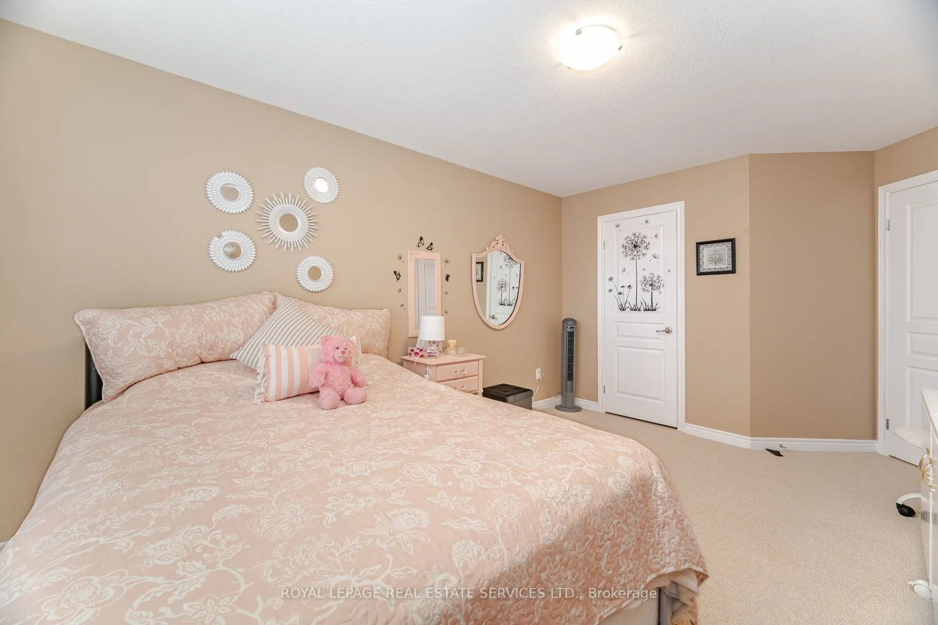 54 Oakhaven Place, #39