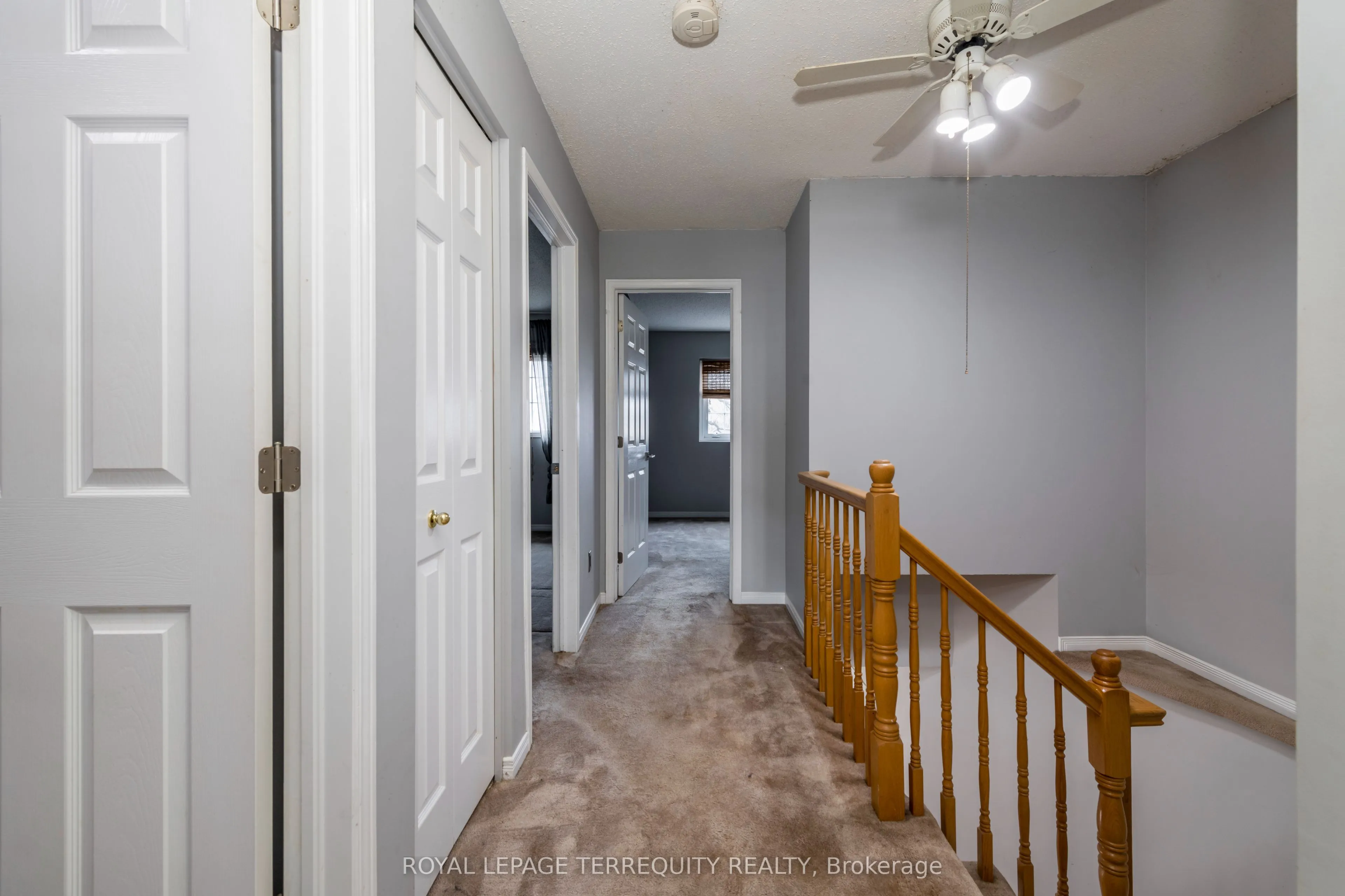 32B Woodford Way