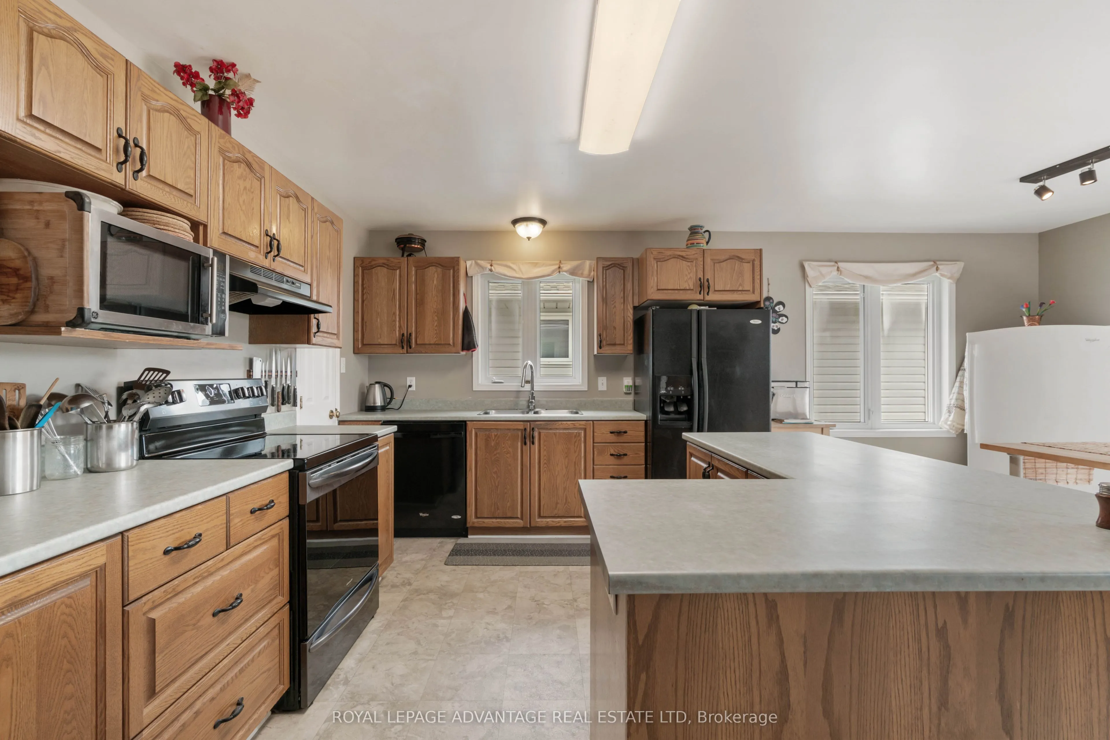 264 Glenwood Crescent