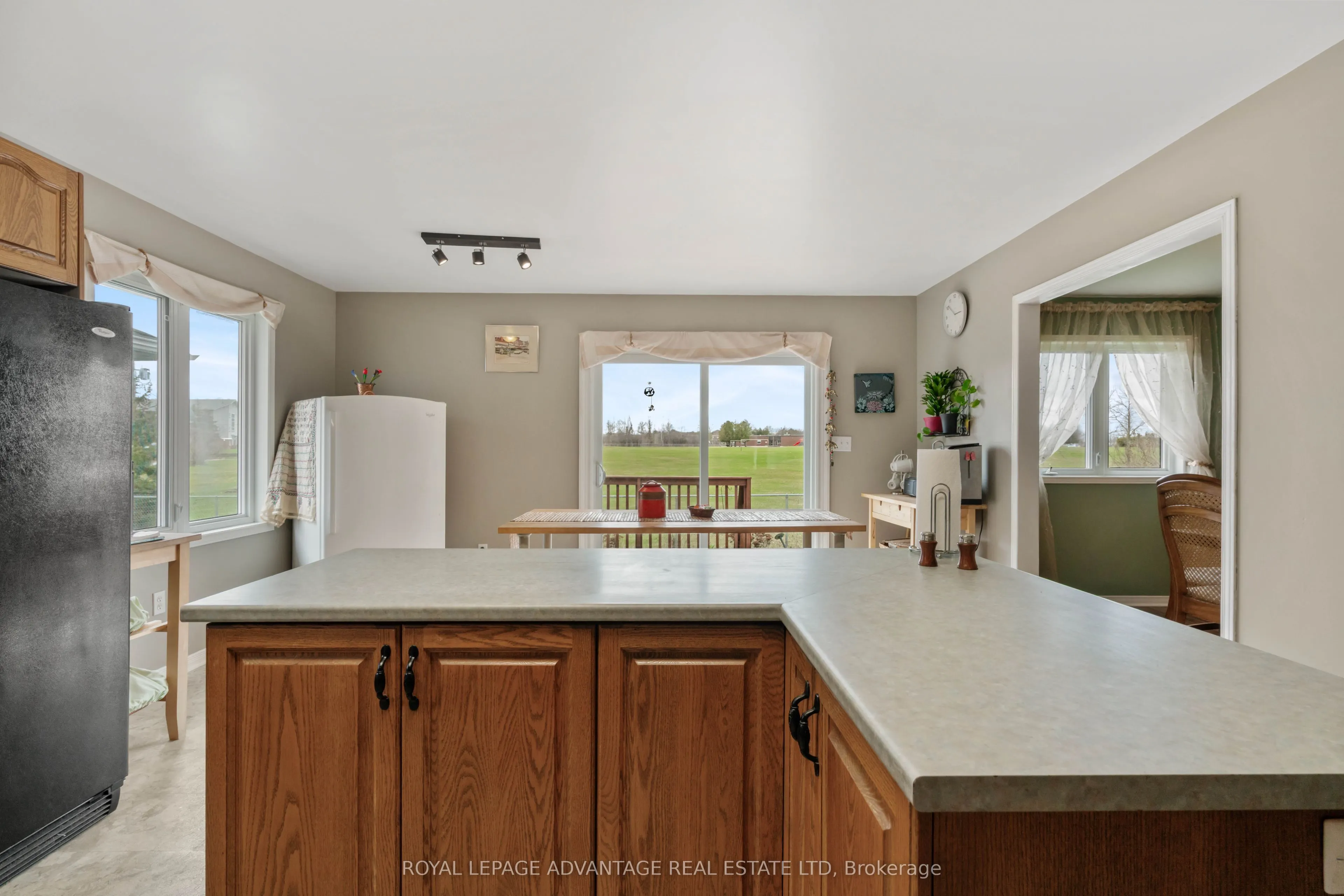 264 Glenwood Crescent