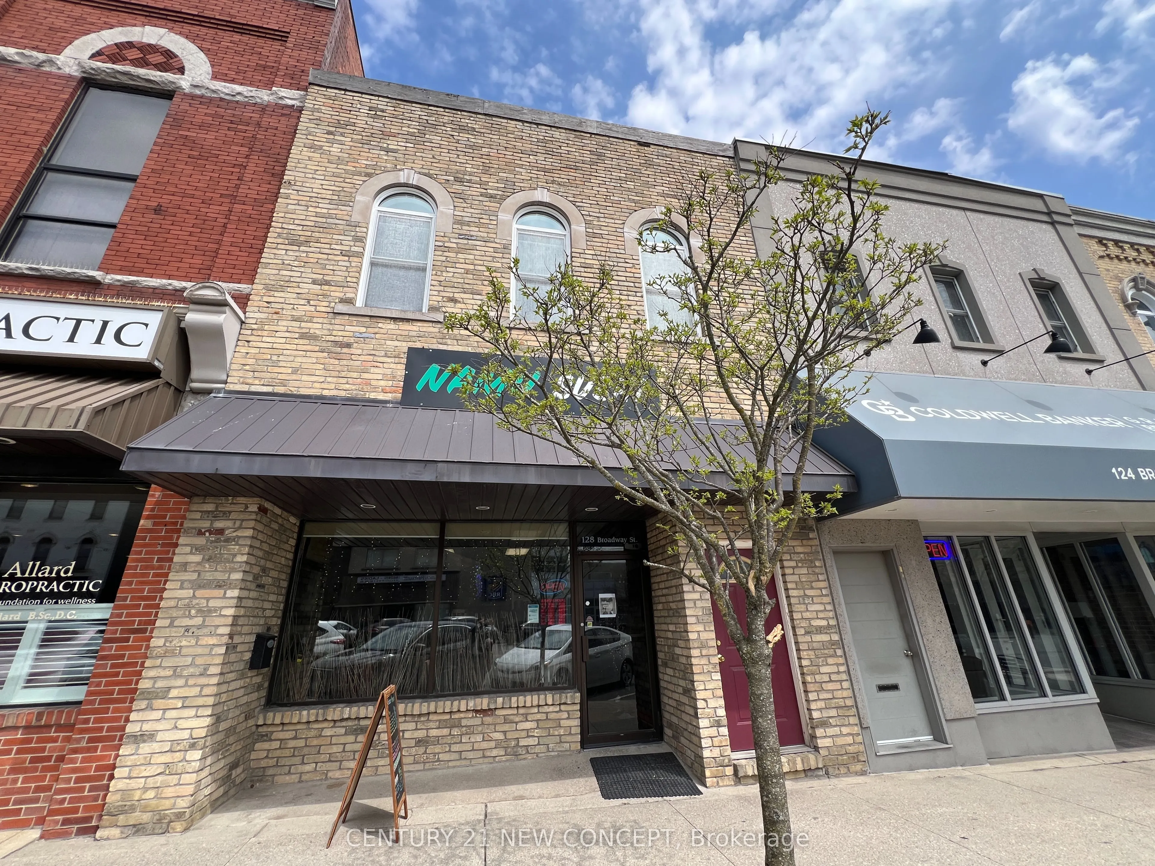 128 Broadway Street