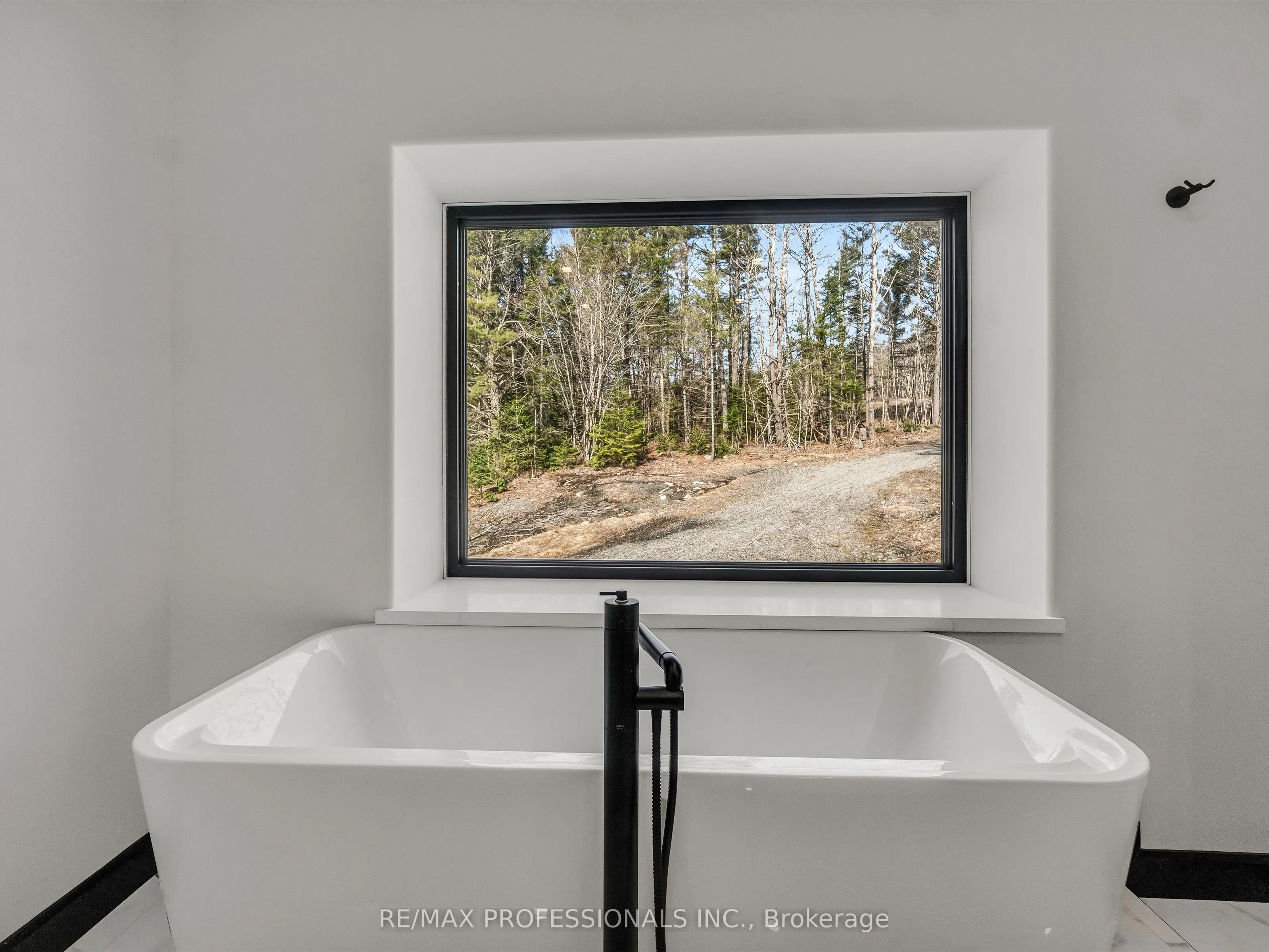 2320 Highway 117