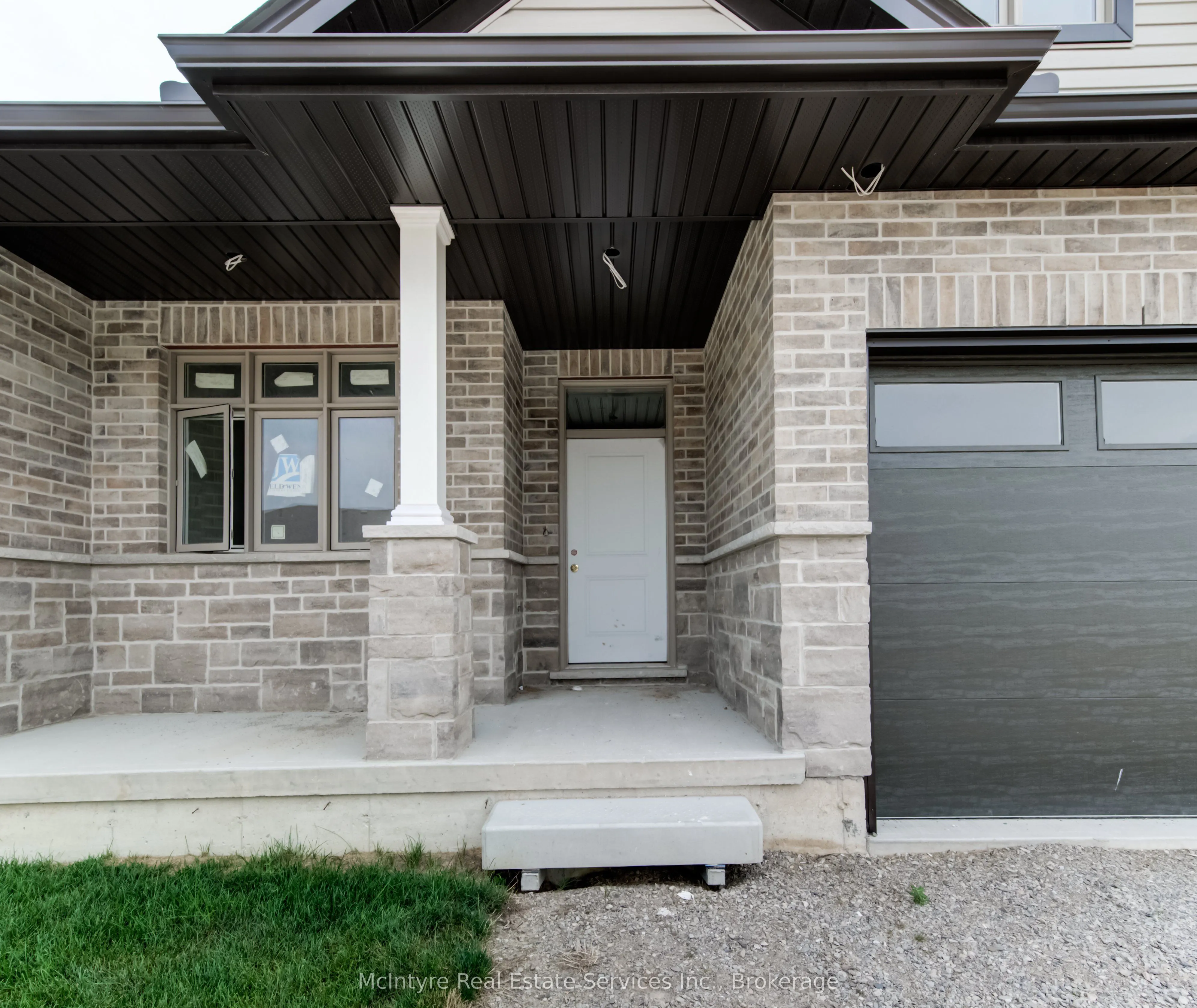 44 Main Street E, #19