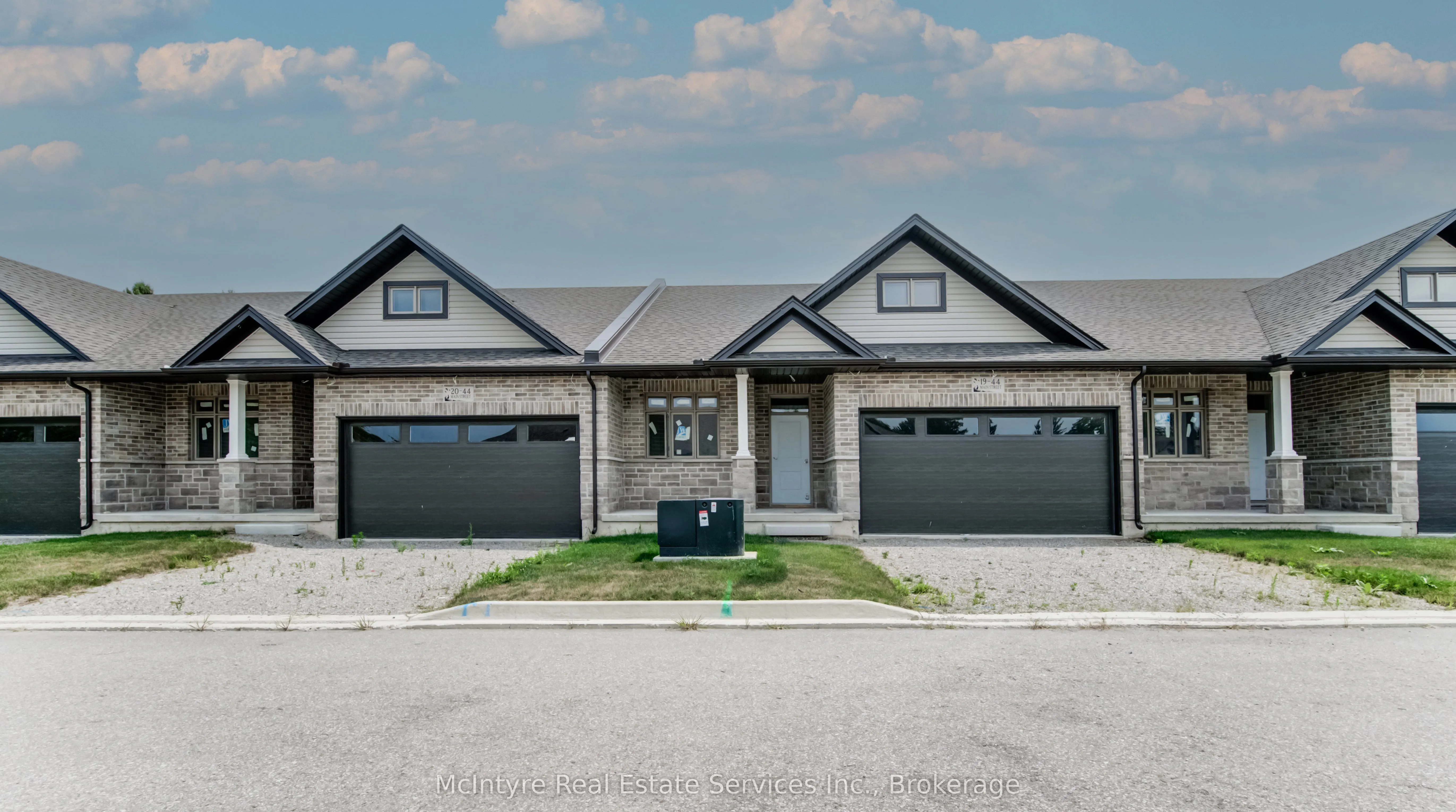 44 Main Street E, #19