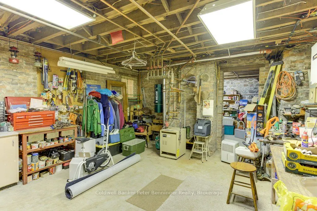 538 Queen Street N