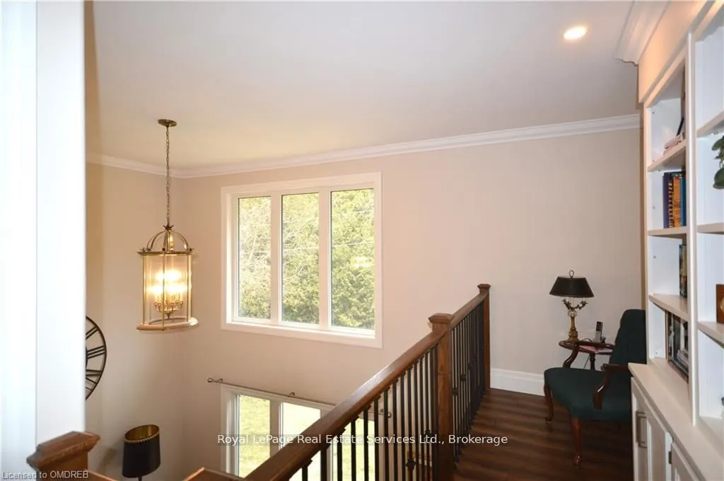 208 SKI HILL Road