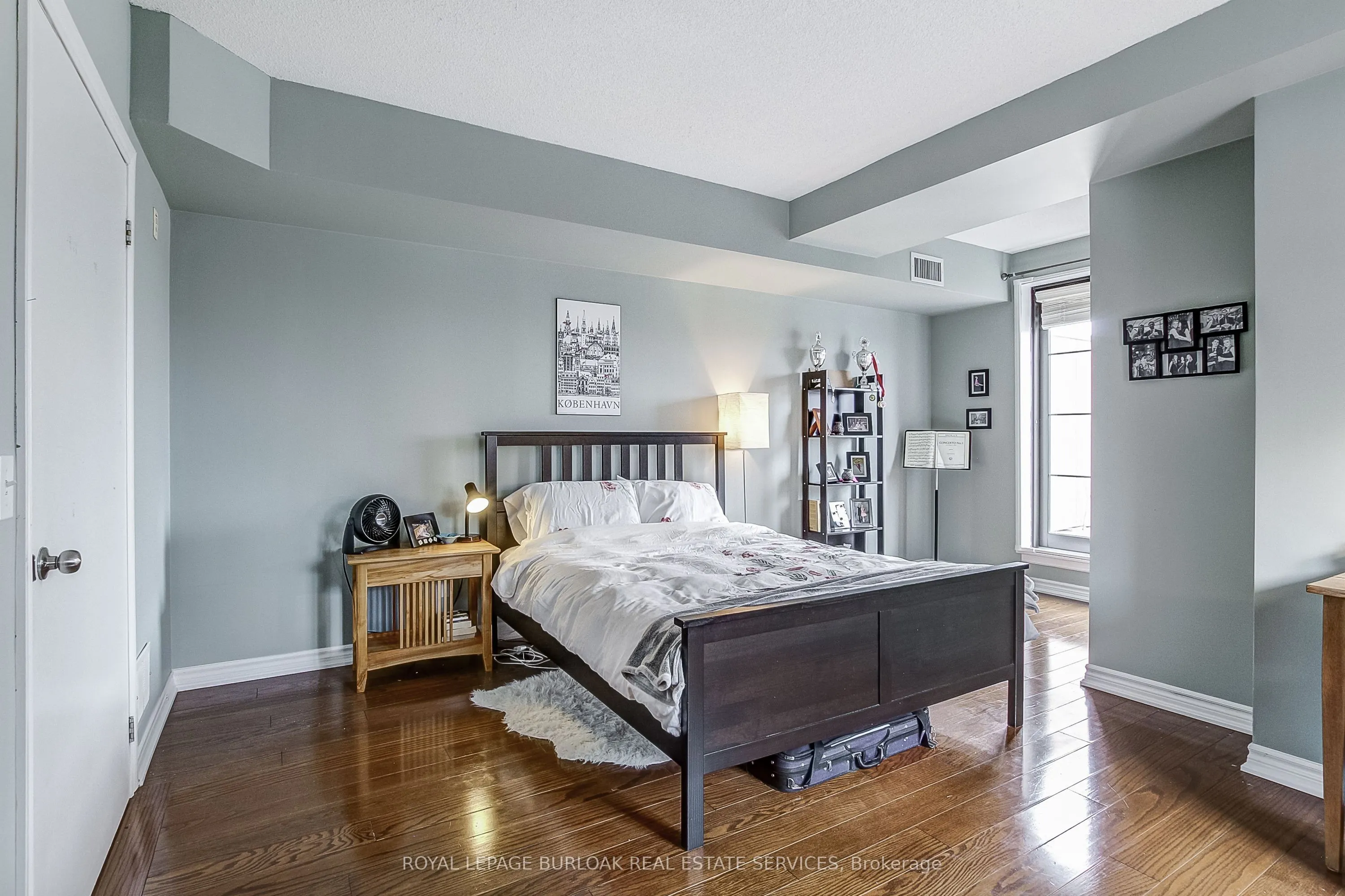 47 Caroline Street N, #404