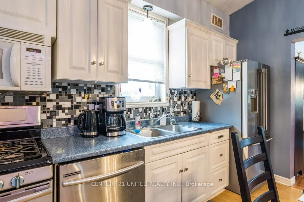 2219 Burnham Line