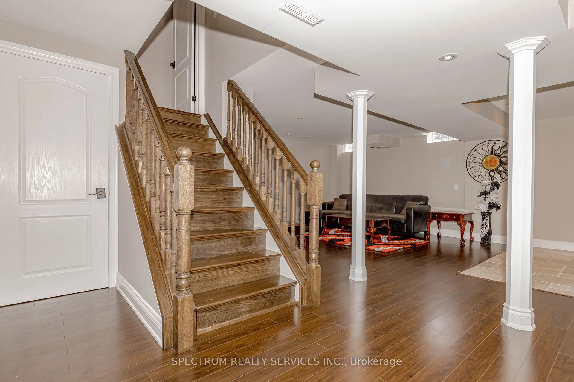 485 Tansley Street