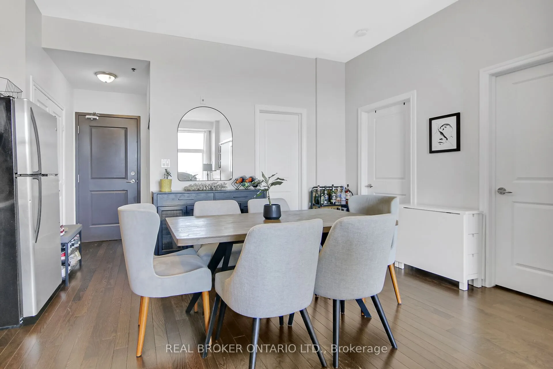 429 Kent Street, #508