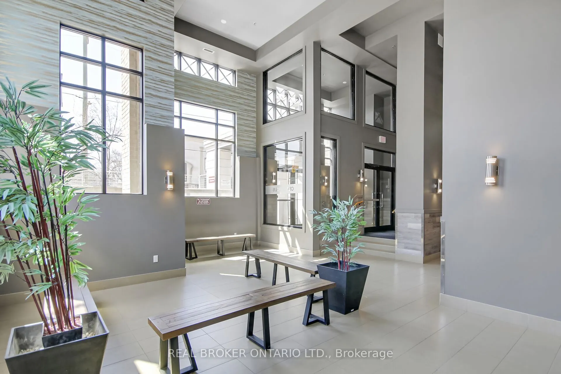 429 Kent Street, #508